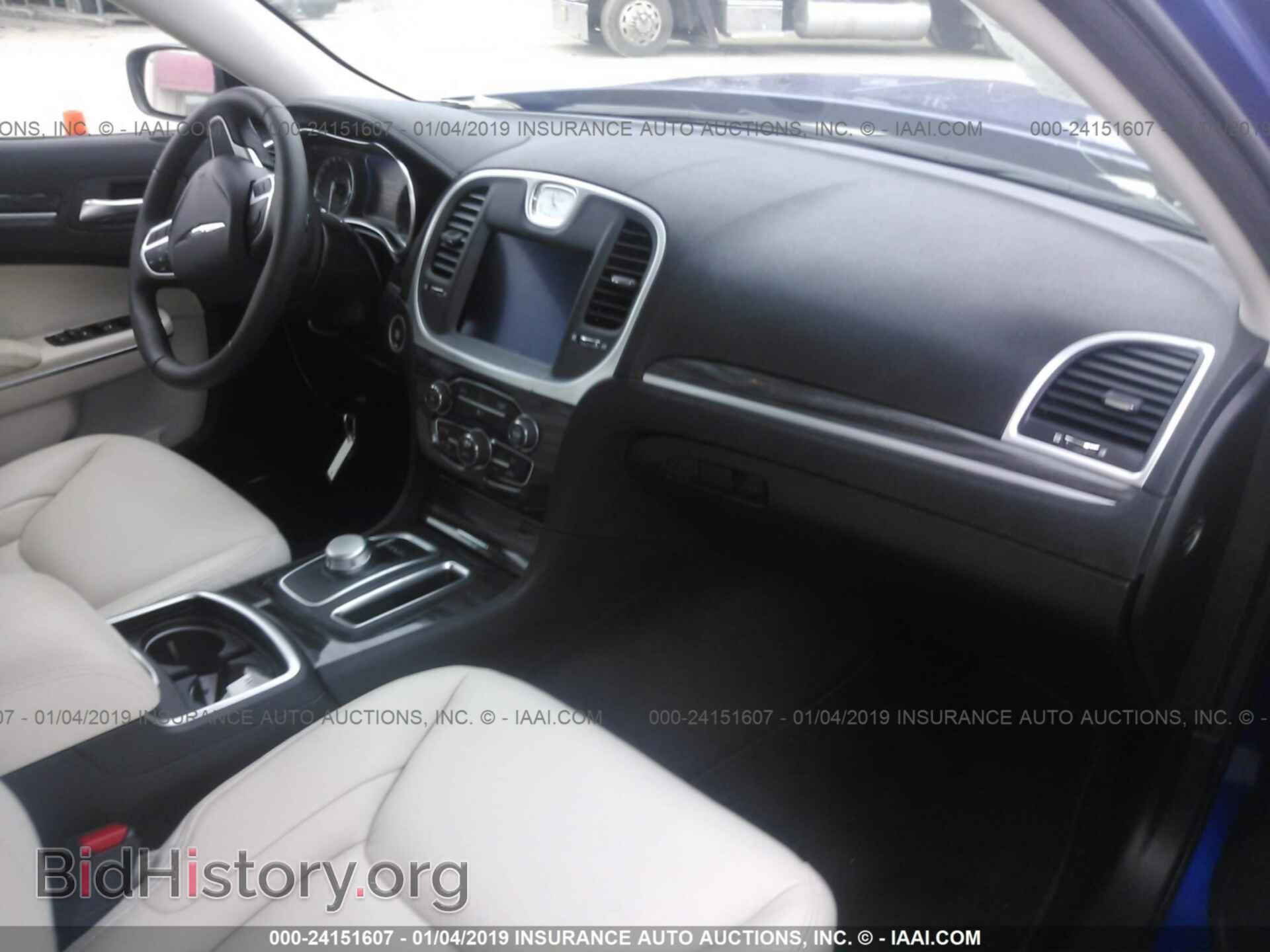 2018 CHRYSLER 300 - VIN: 2C3CCAAG5JH314136 - Фото 5