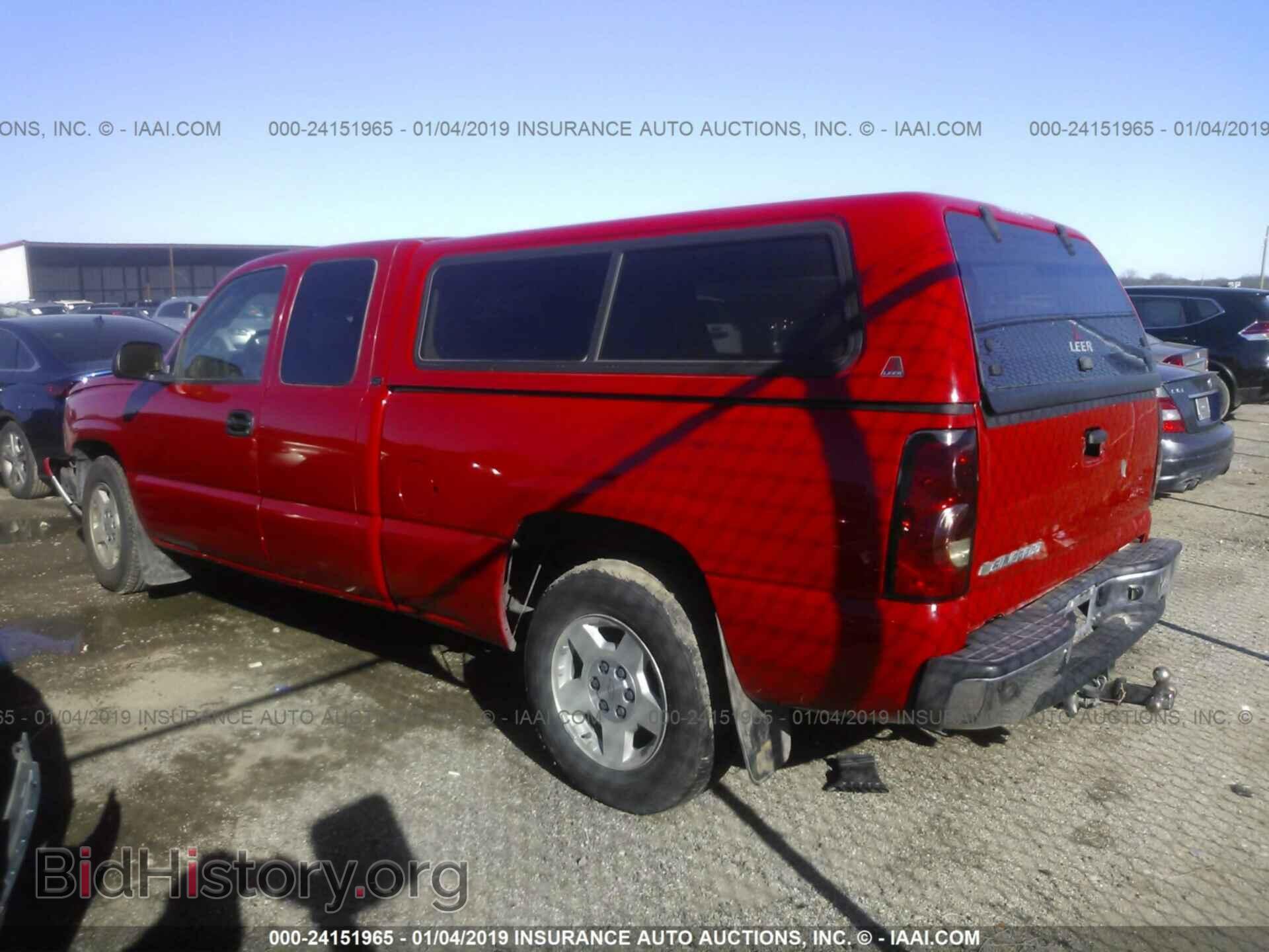 2006 CHEVROLET SILVERADO - VIN: 2GCEC19Z461284282 - Фото 3