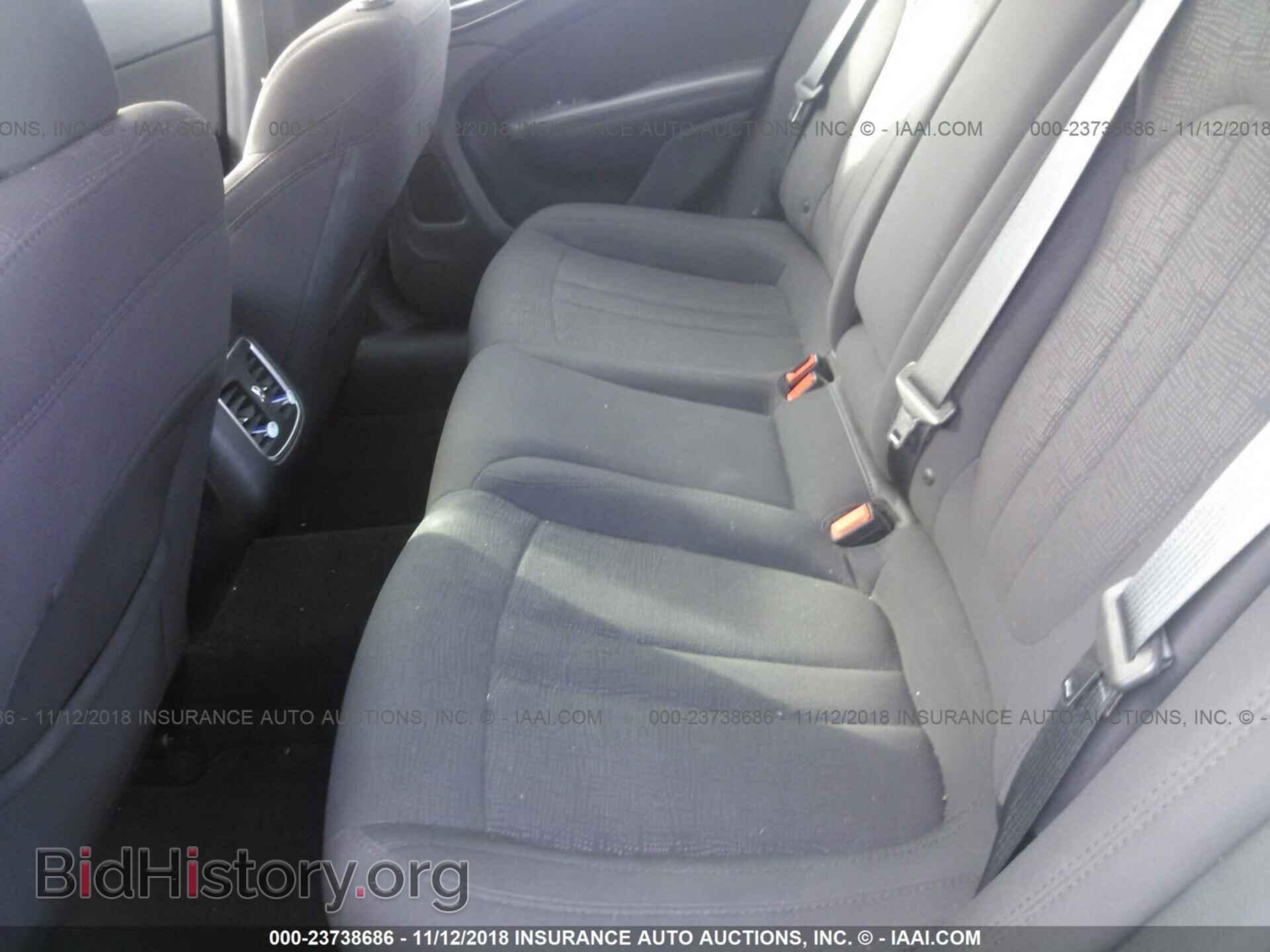 2015 CHRYSLER 200 - VIN: 1C3CCCAB8FN528942 - Photo 8