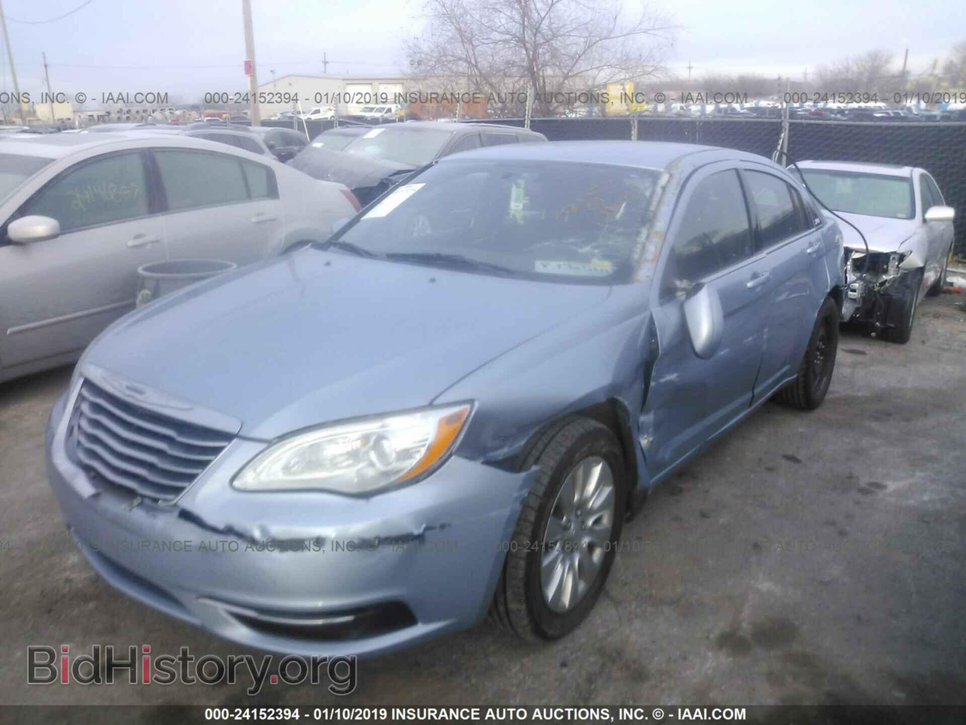 2012 CHRYSLER 200 - VIN: 1C3CCBAB2CN281701 - Photo 2