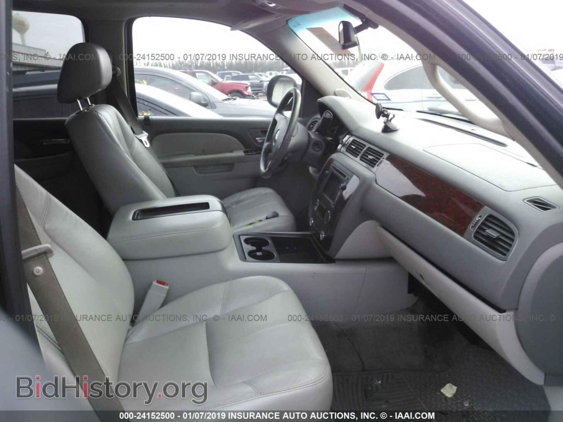 2011 CHEVROLET TAHOE - VIN: 1GNSCBE02BR390528 - Фото 5