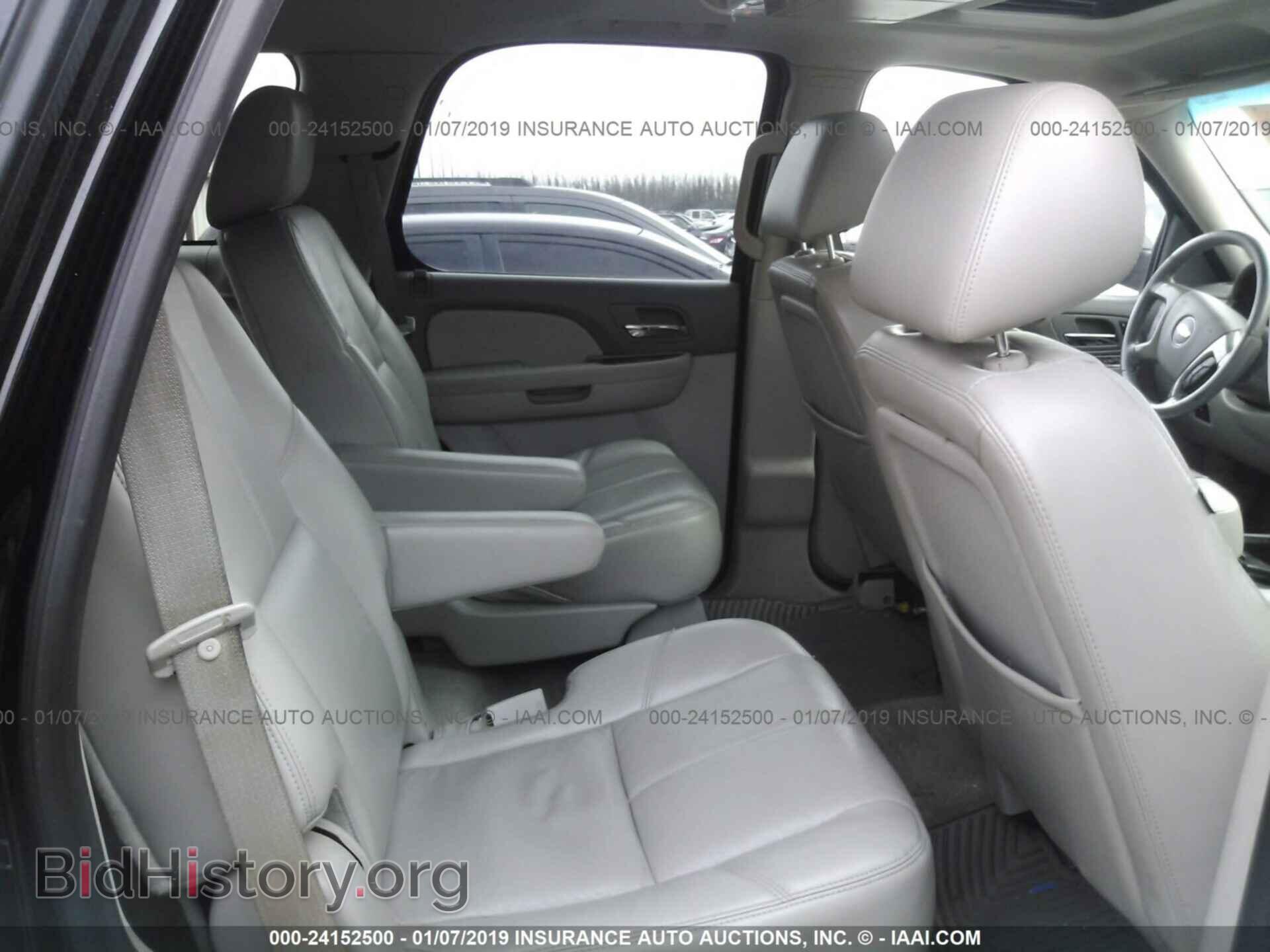2011 CHEVROLET TAHOE - VIN: 1GNSCBE02BR390528 - Фото 8