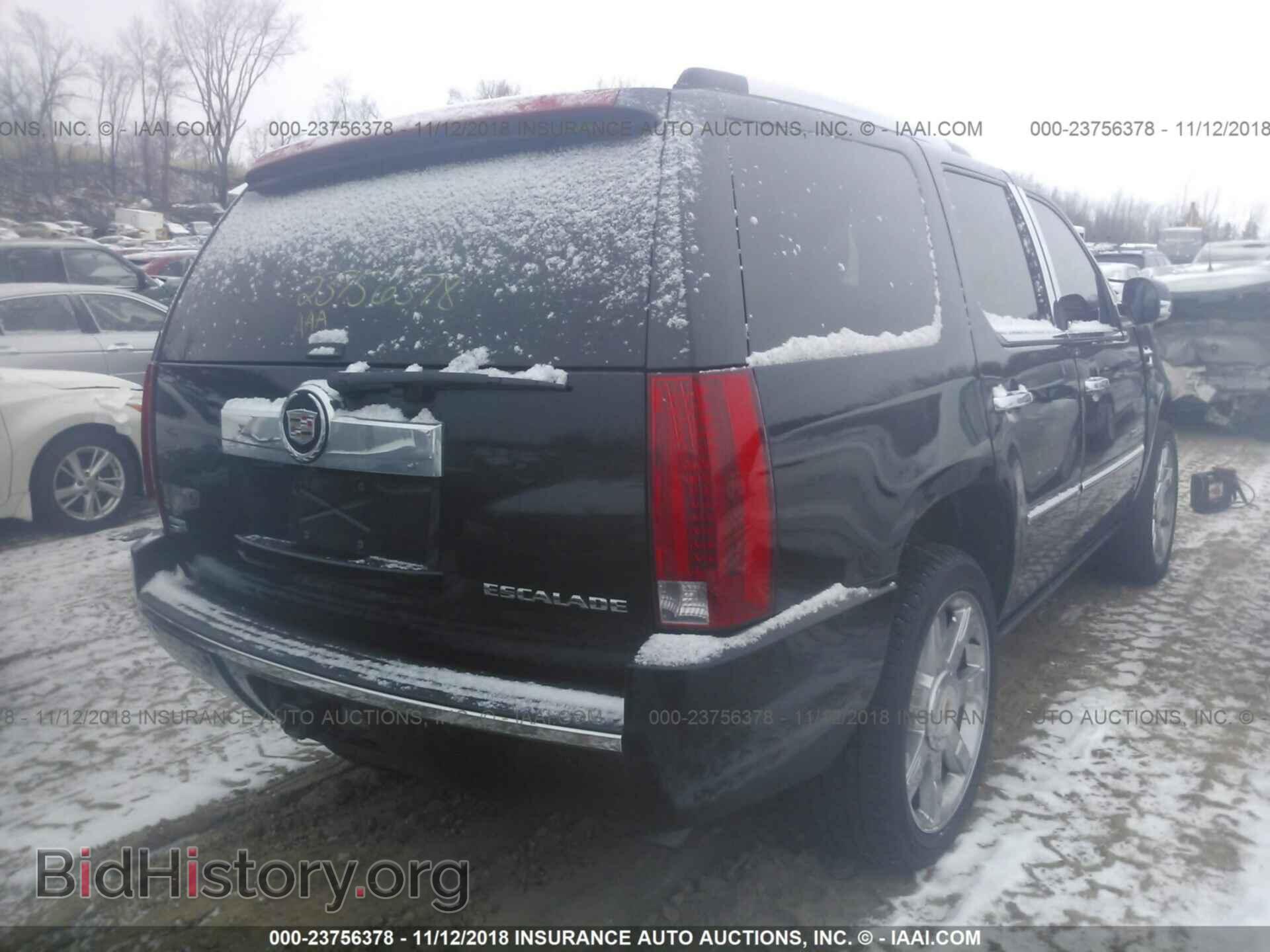 2011 CADILLAC ESCALADE - VIN: 1GYS4CEF3BR100422 - Photo 4