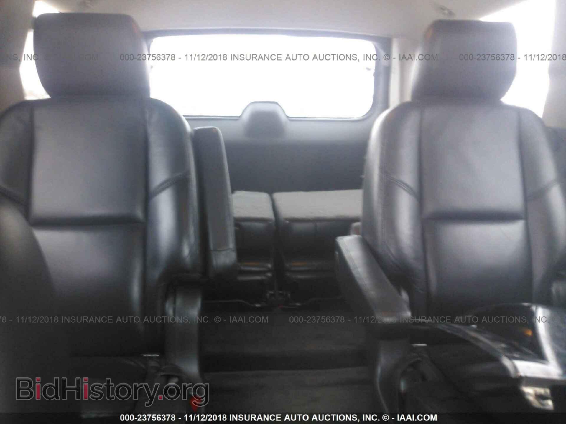 2011 CADILLAC ESCALADE - VIN: 1GYS4CEF3BR100422 - Photo 8