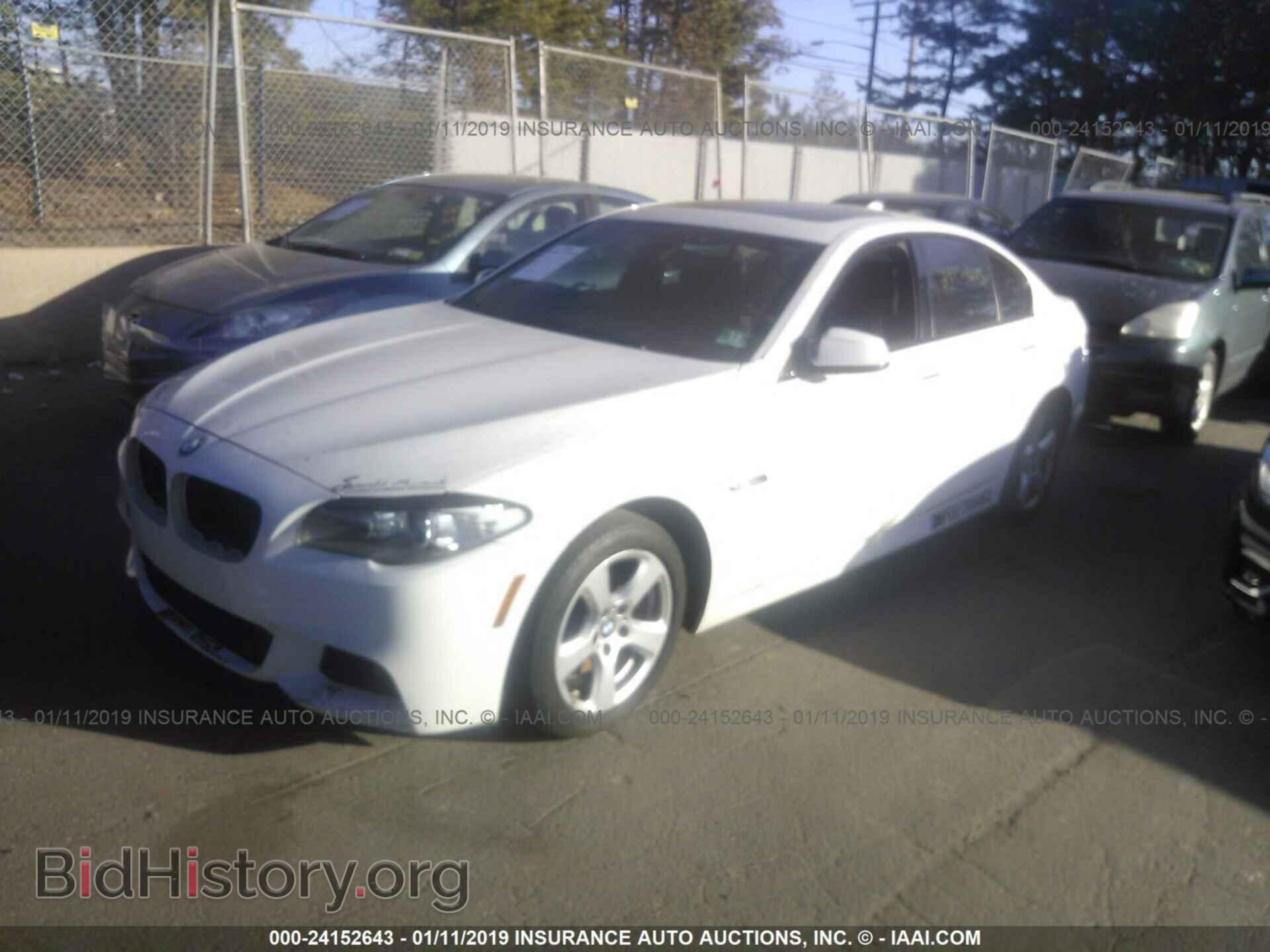 2012 BMW 528 - VIN: WBAXH5C54CDW10196 - Фото 2