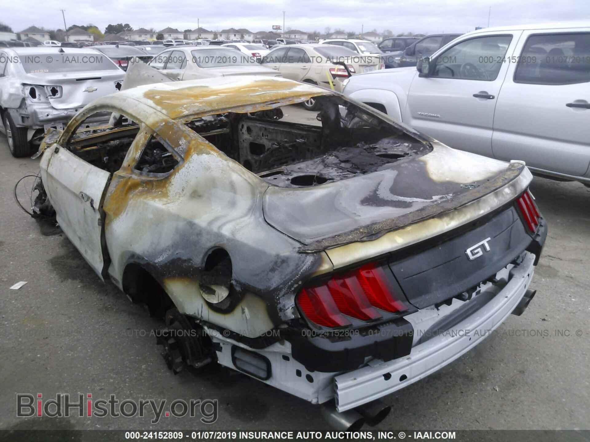 2018 FORD MUSTANG - VIN: 1FA6P8CF1J5129878 - Фото 3
