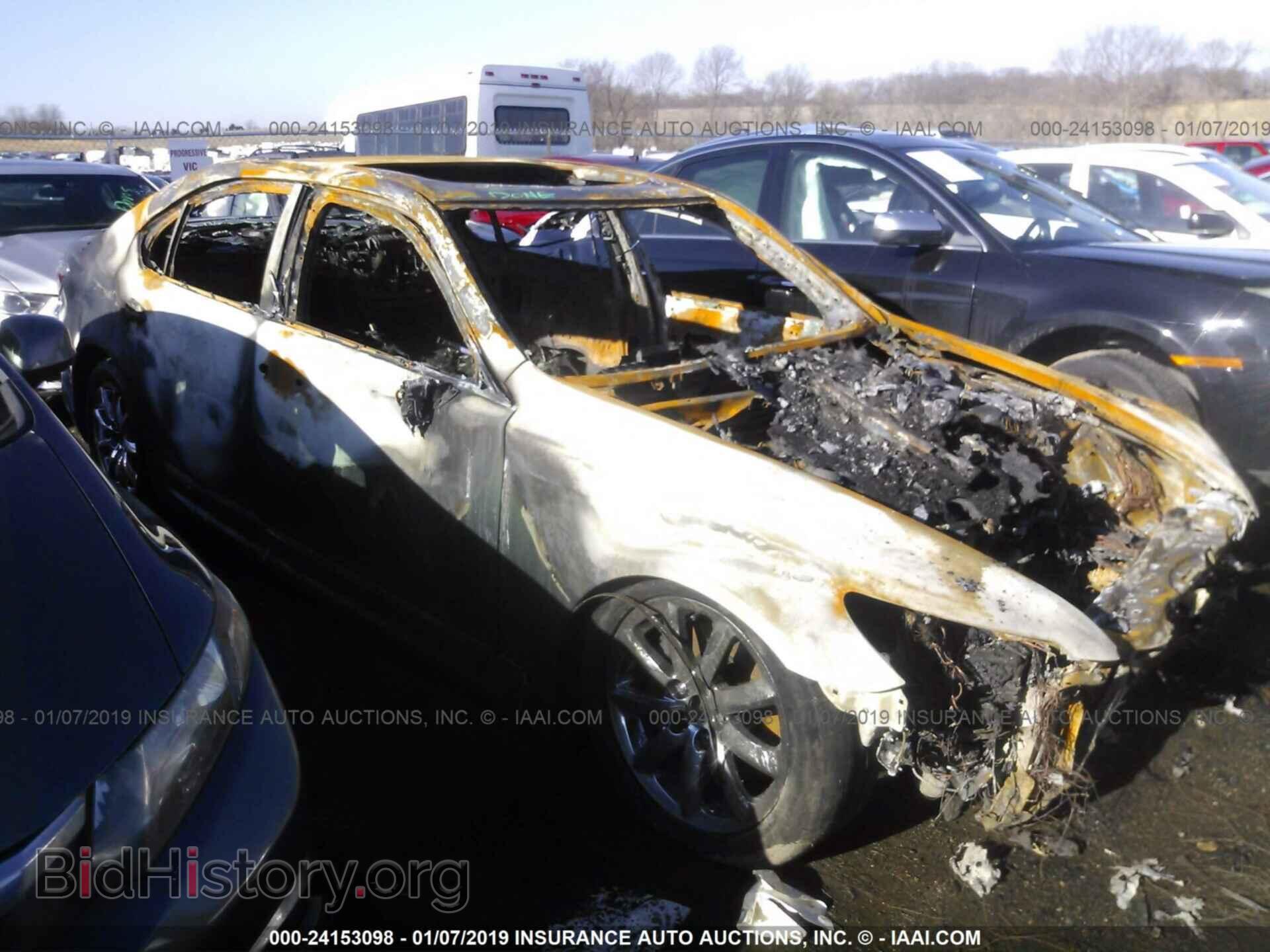Photo JTHGL46F585023876 - LEXUS LS 2008