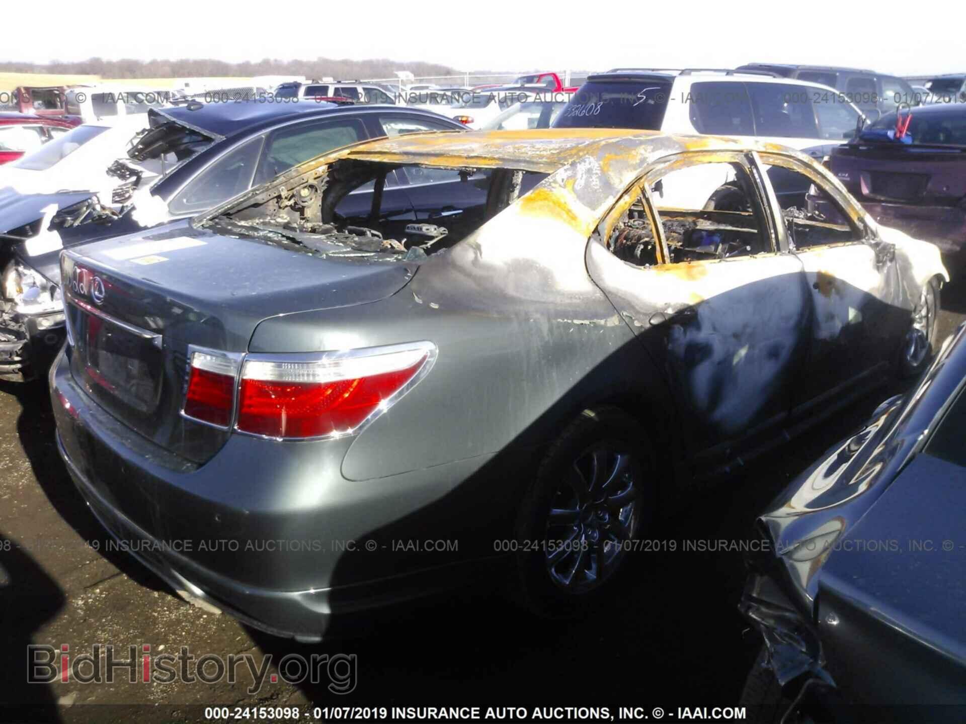2008 LEXUS LS - VIN: JTHGL46F585023876 - Photo 4