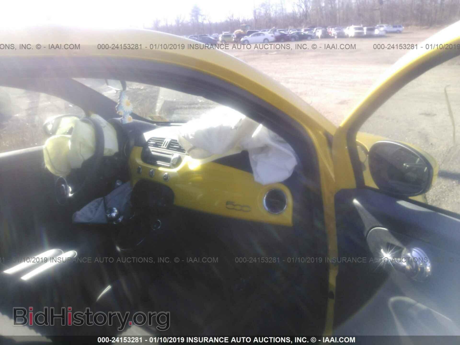 2015 FIAT 500 - VIN: 3C3CFFBR3FT581990 - Фото 5