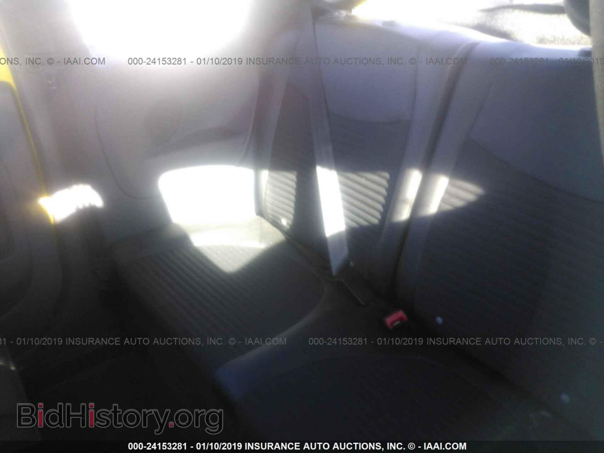 2015 FIAT 500 - VIN: 3C3CFFBR3FT581990 - Фото 8