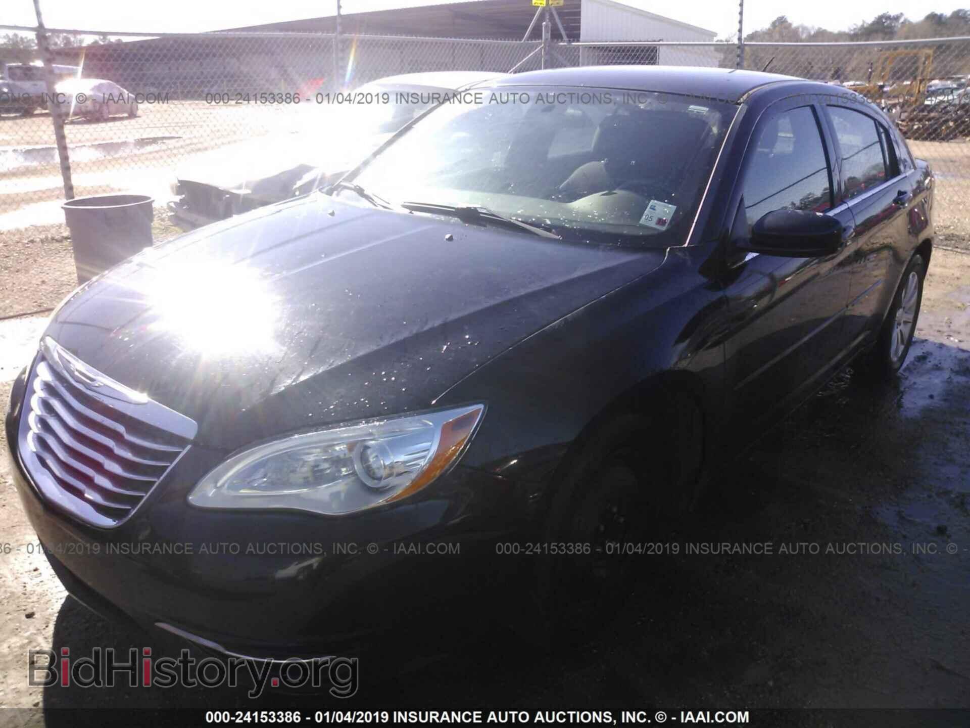 2013 CHRYSLER 200 - VIN: 1C3CCBBB8DN714342 - Photo 2