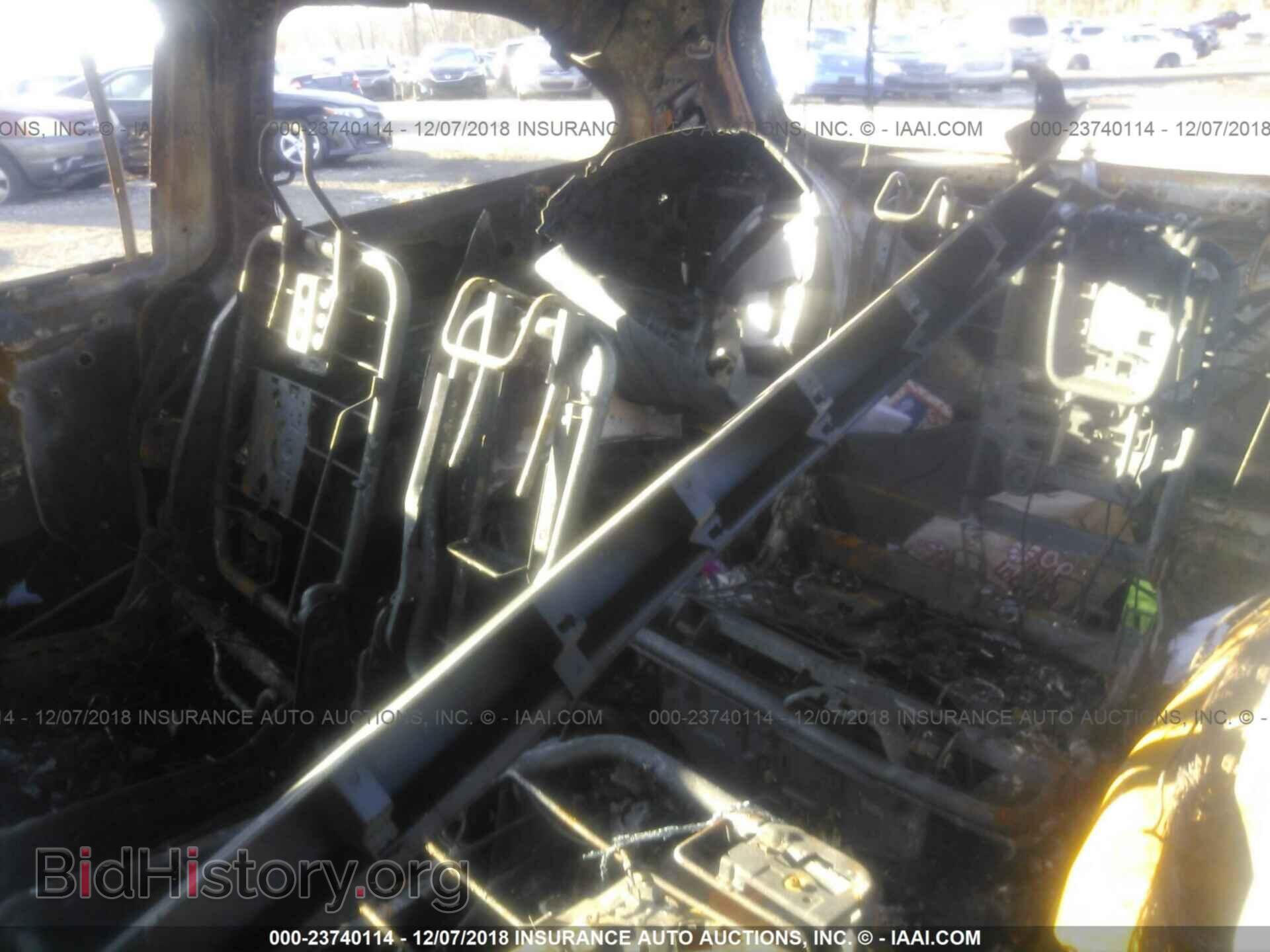 2015 NISSAN VERSA NOTE - VIN: 3N1CE2CPXFL362516 - Photo 8