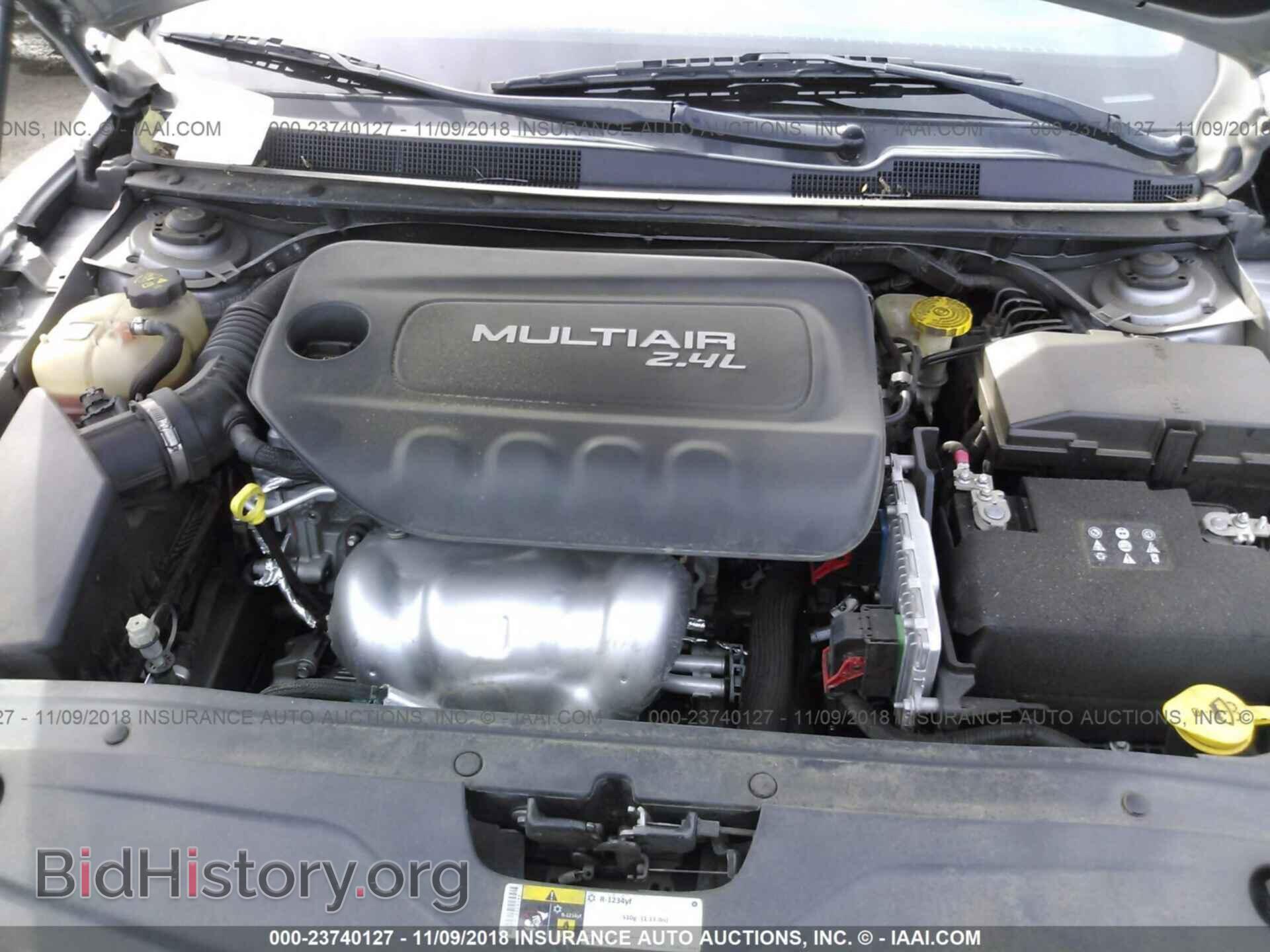 2015 CHRYSLER 200 - VIN: 1C3CCCAB0FN589928 - Photo 10