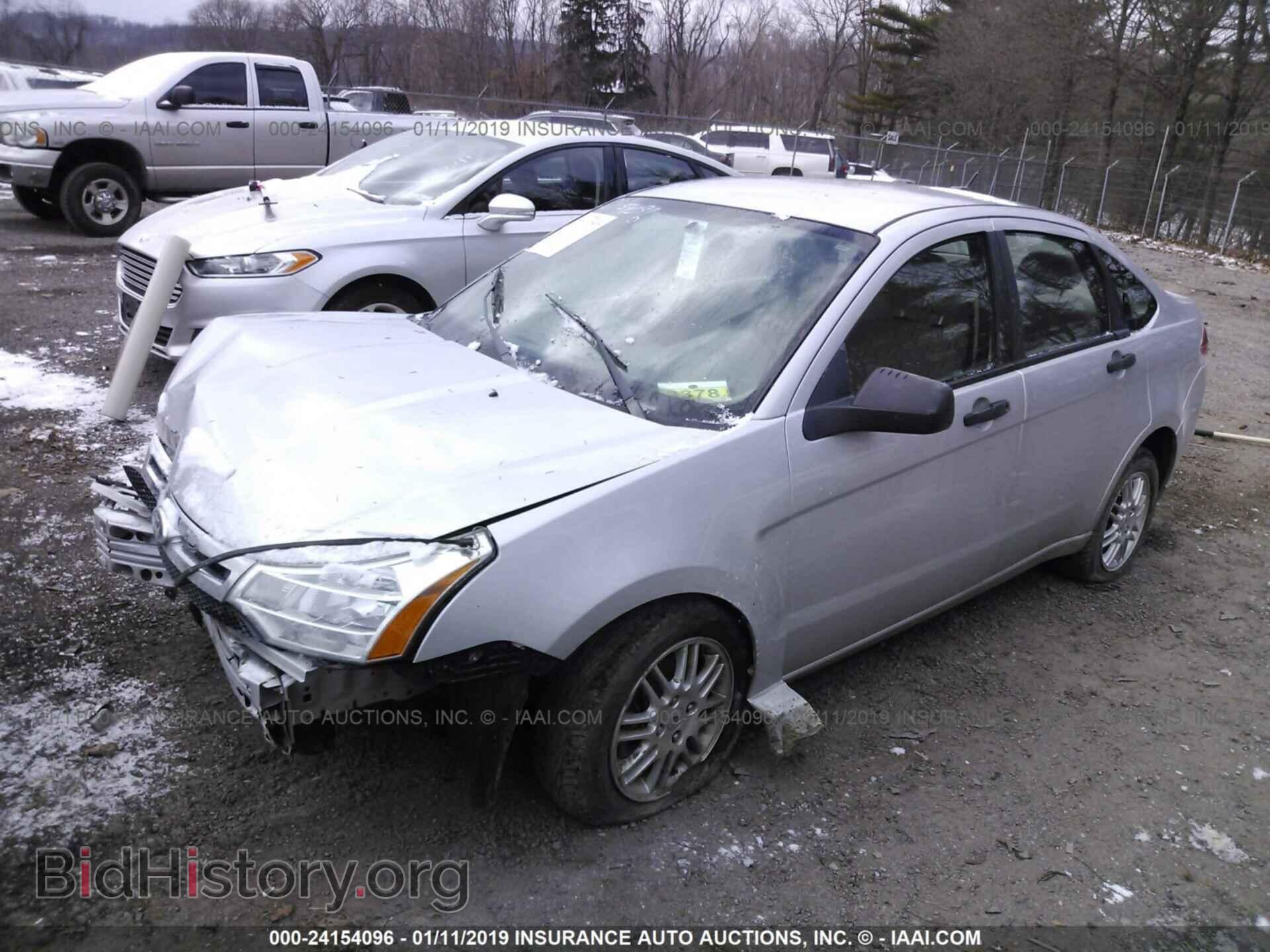2011 FORD FOCUS - VIN: 1FAHP3FN2BW204713 - Фото 2