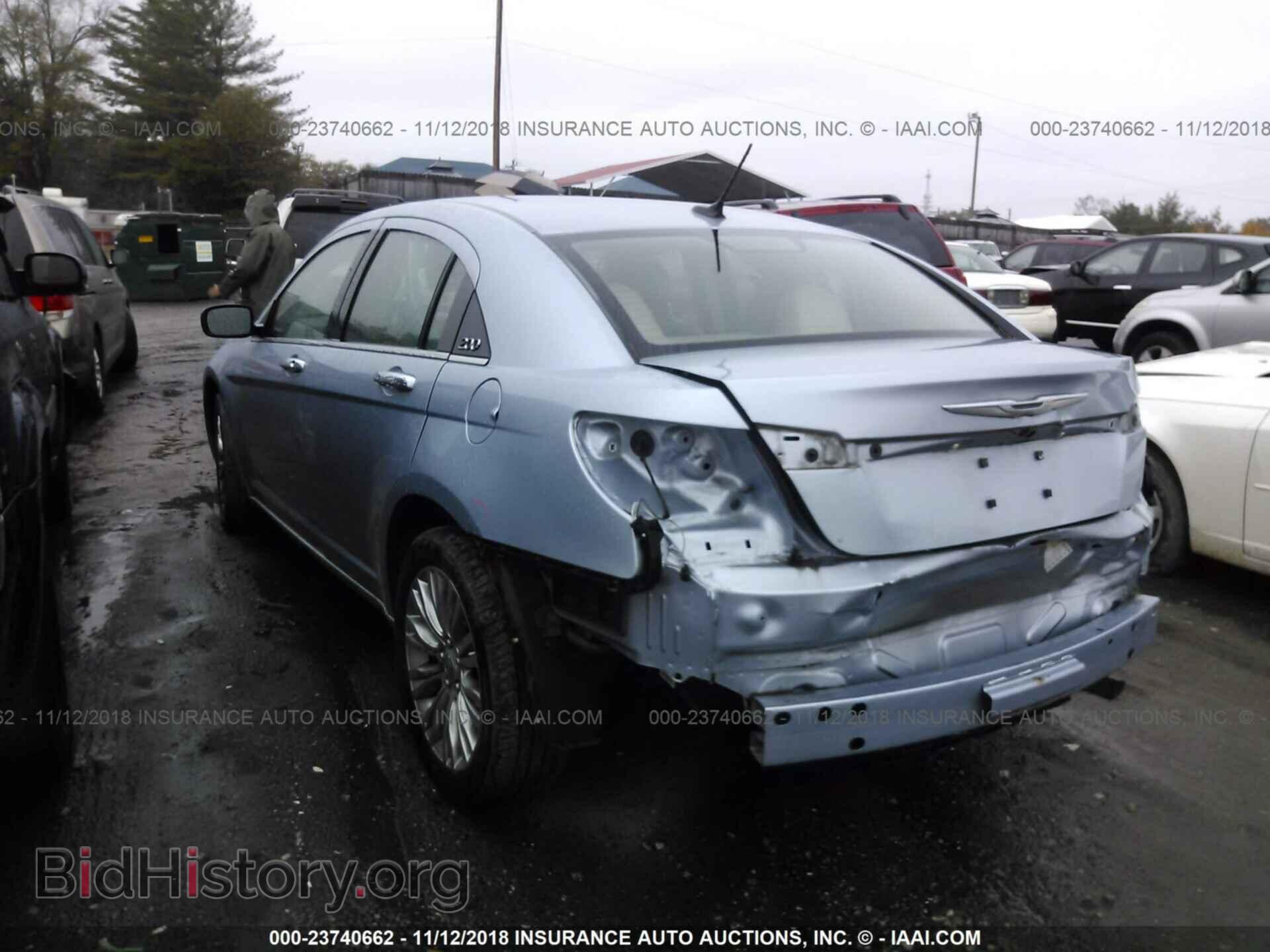 2012 CHRYSLER 200 - VIN: 1C3CCBCB3CN236568 - Фото 3