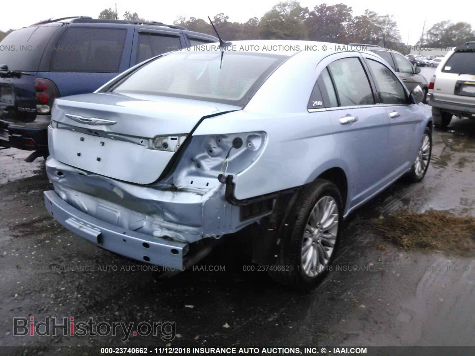 2012 CHRYSLER 200 - VIN: 1C3CCBCB3CN236568 - Фото 4