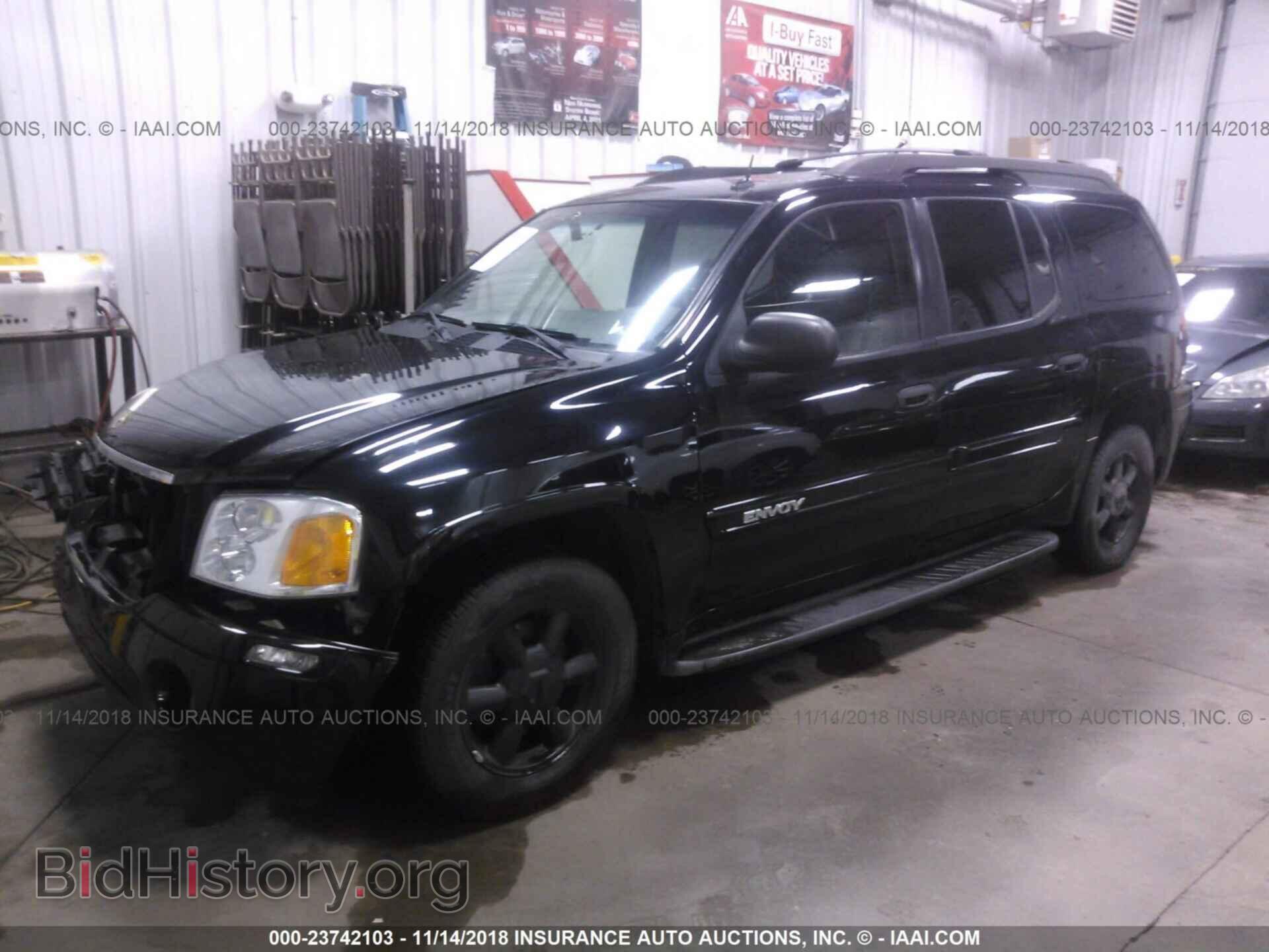 2005 GMC ENVOY - VIN: 1GKET16S156117218 - Фото 2