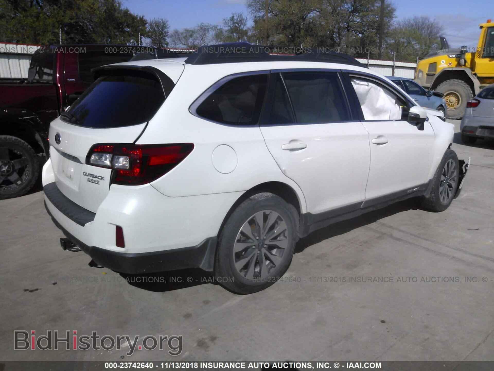 2017 SUBARU OUTBACK - VIN: 4S4BSAKC8H3227409 - Photo 4