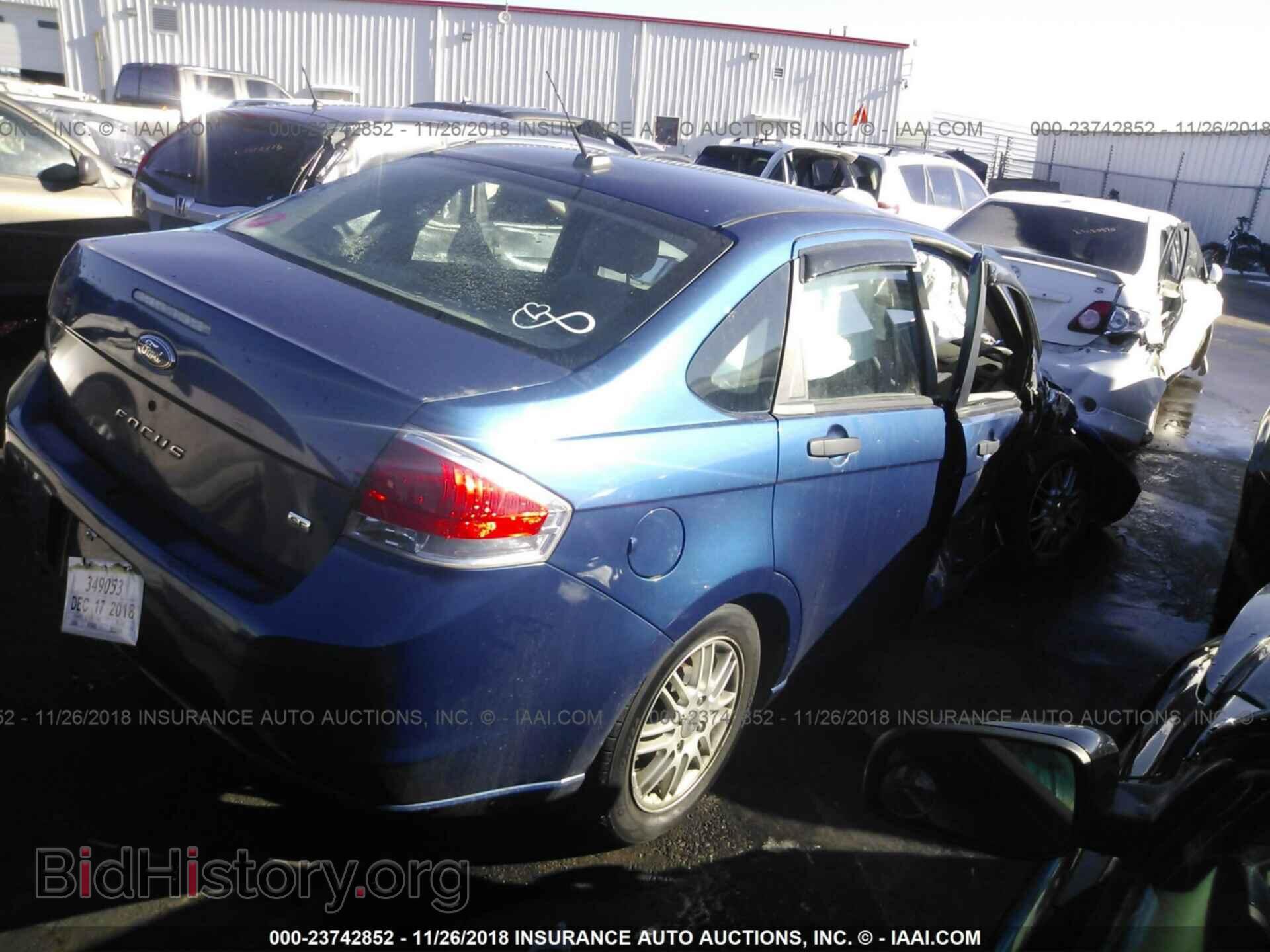2008 FORD FOCUS - VIN: 1FAHP35N58W174486 - Фото 4