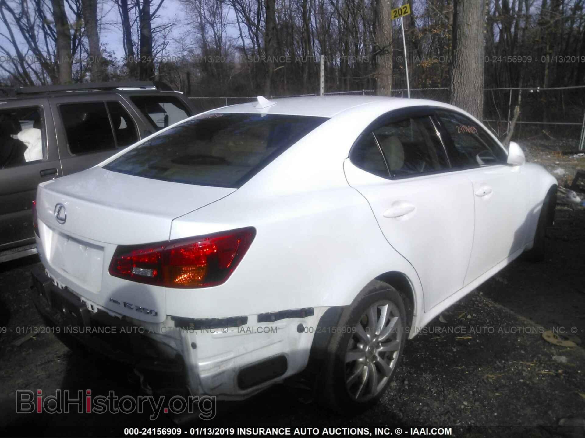 2007 LEXUS IS - VIN: JTHCK262272015818 - Photo 4