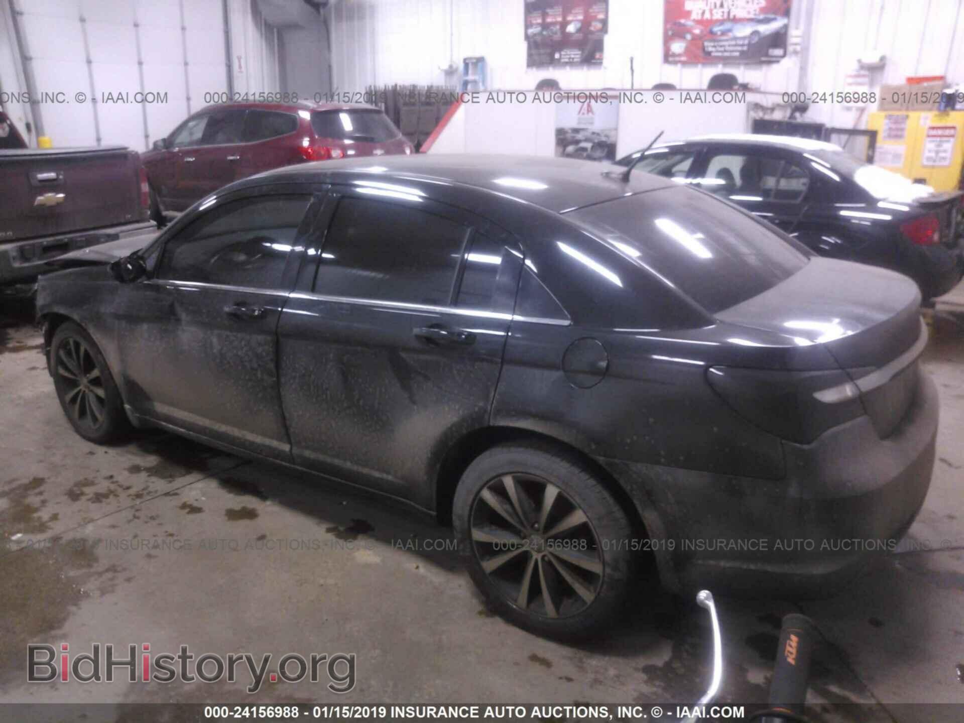 2013 CHRYSLER 200 - VIN: 1C3CCBBGXDN720316 - Фото 3
