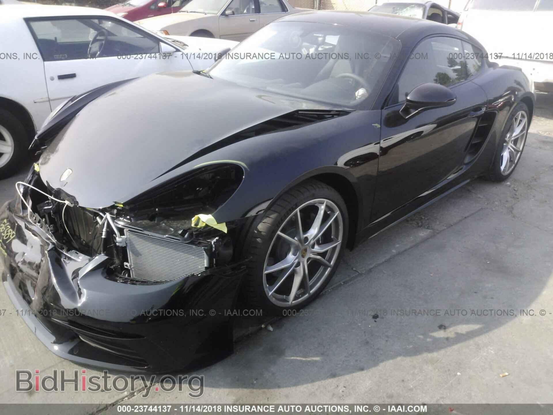 2018 PORSCHE CAYMAN - VIN: WP0AA2A82JK262450 - Фото 2