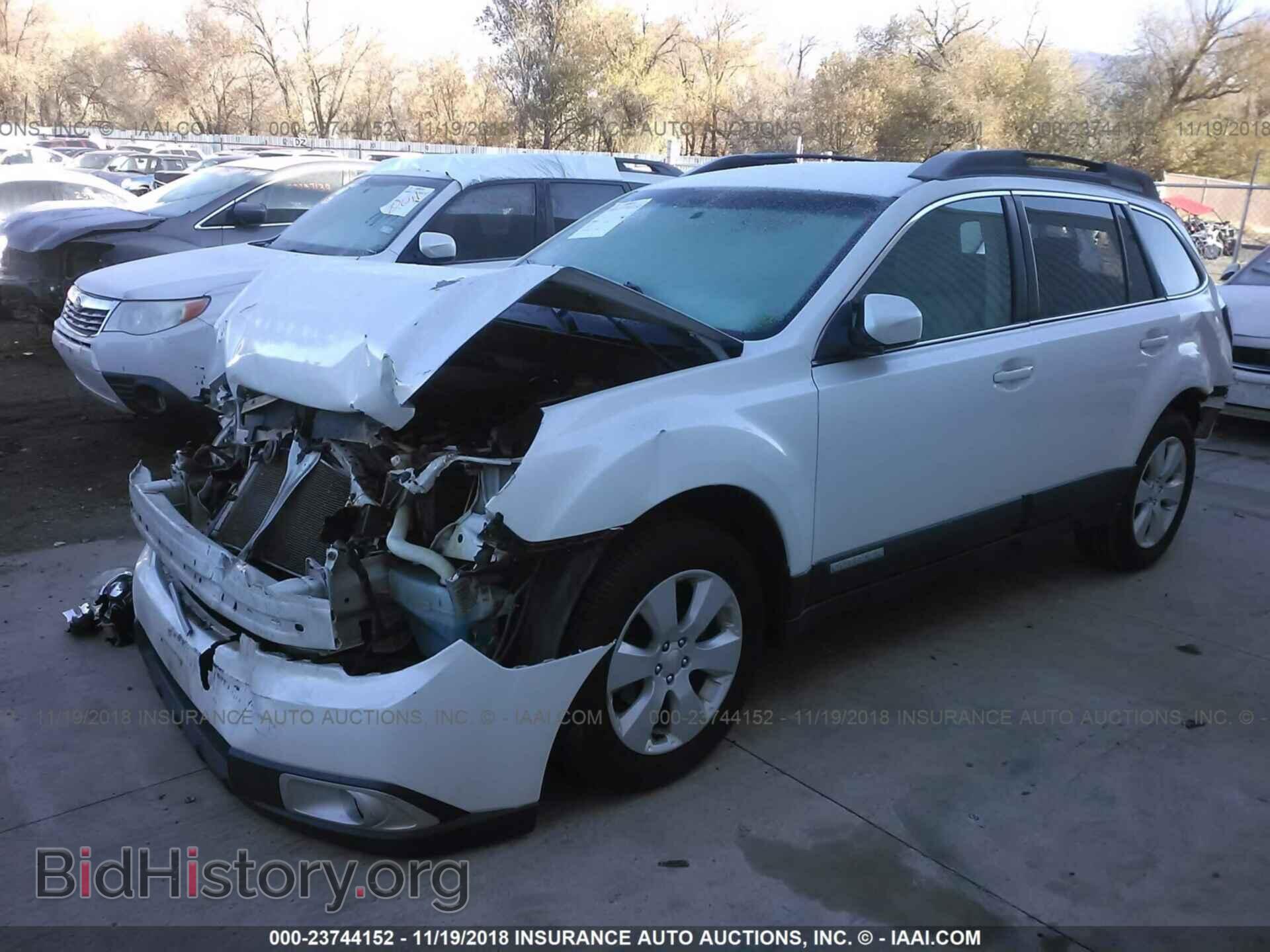 2011 SUBARU OUTBACK - VIN: 4S4BRCCC0B3345385 - Фото 2