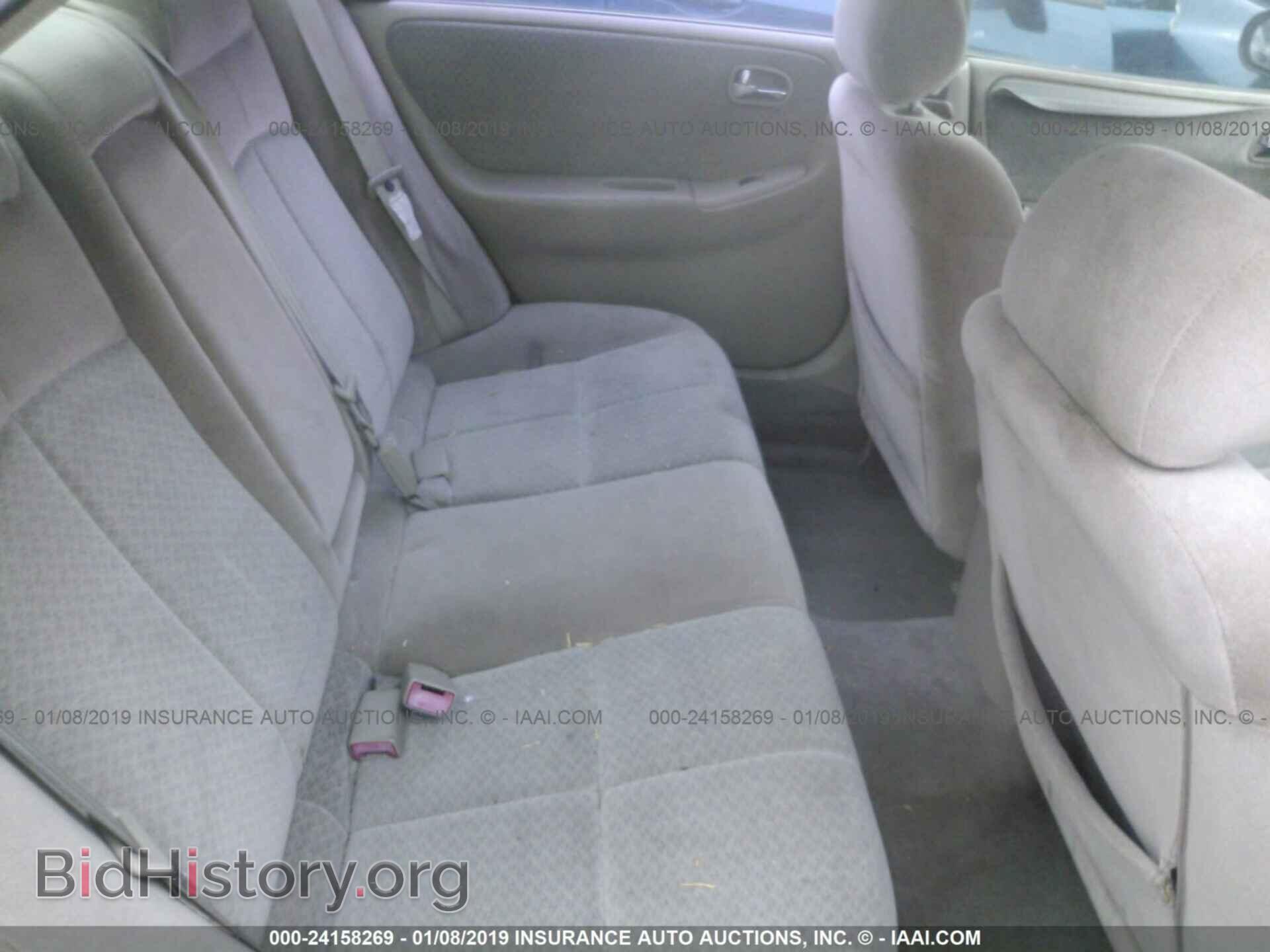 2000 MAZDA 626 - VIN: 1YVGF22D0Y5167380 - Фото 8