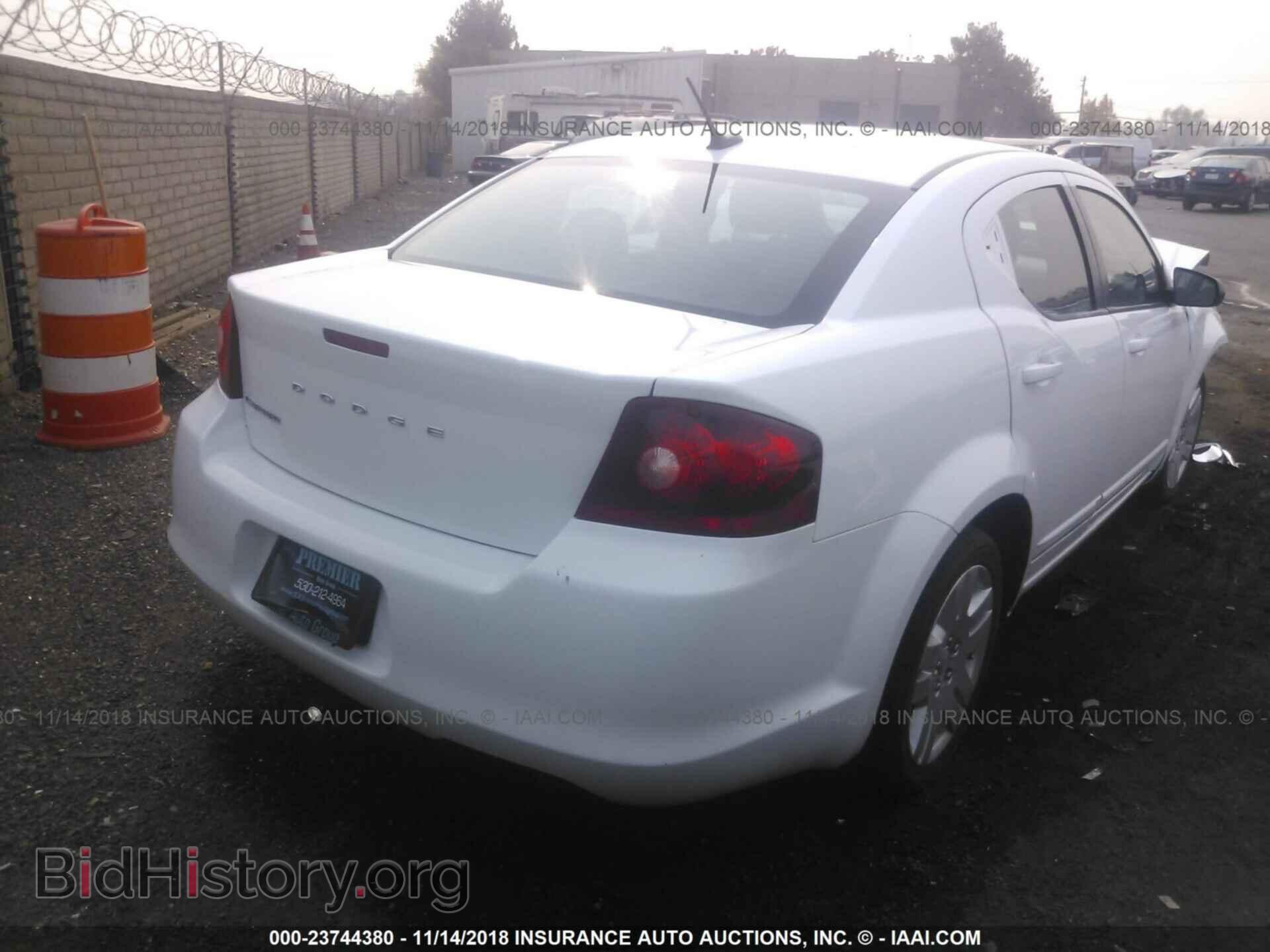 2011 DODGE AVENGER - VIN: 1B3BD4FB6BN572856 - Photo 4