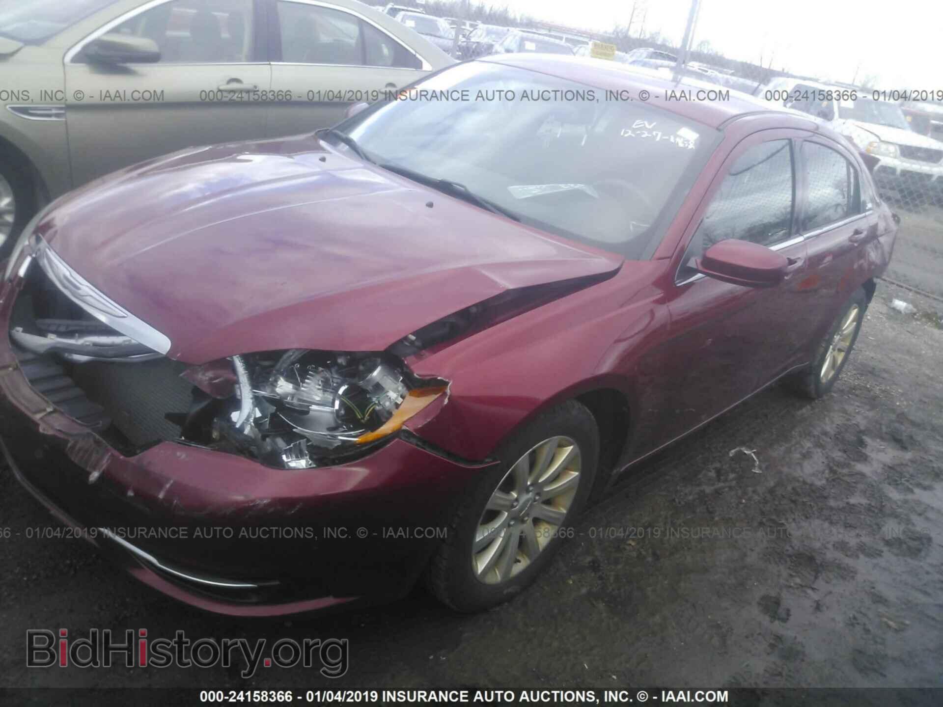 2011 CHRYSLER 200 - VIN: 1C3BC1FB1BN590203 - Photo 2