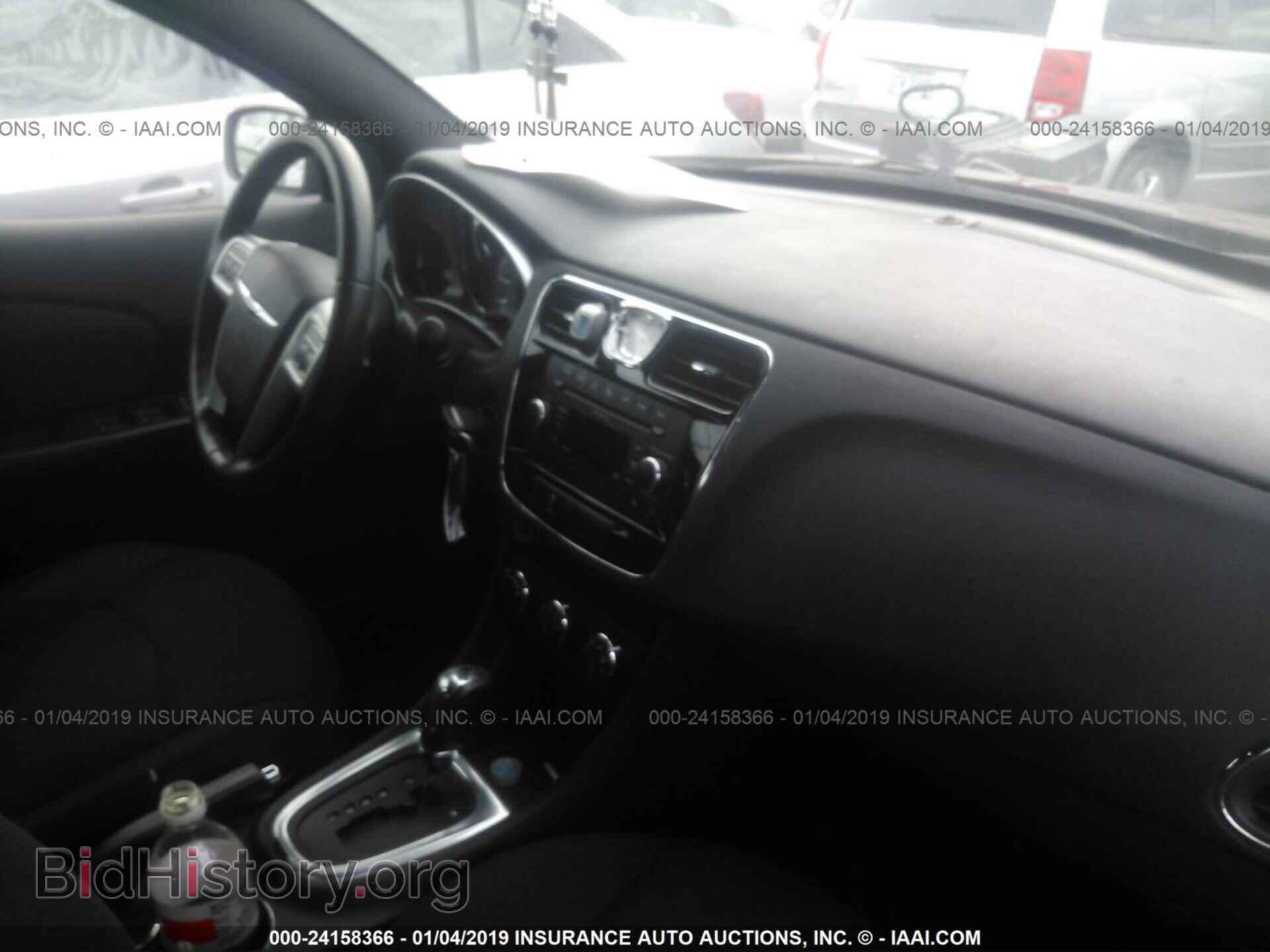 2011 CHRYSLER 200 - VIN: 1C3BC1FB1BN590203 - Photo 5