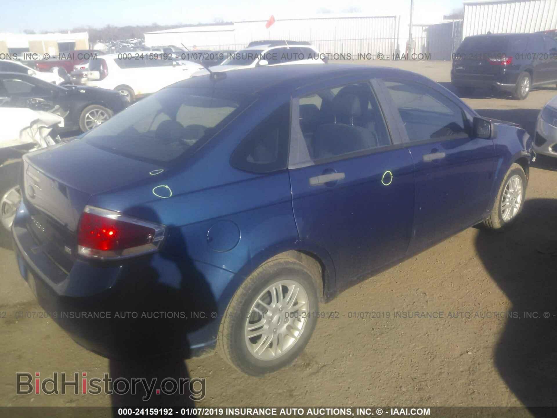 2009 FORD FOCUS - VIN: 1FAHP35N19W159579 - Photo 4