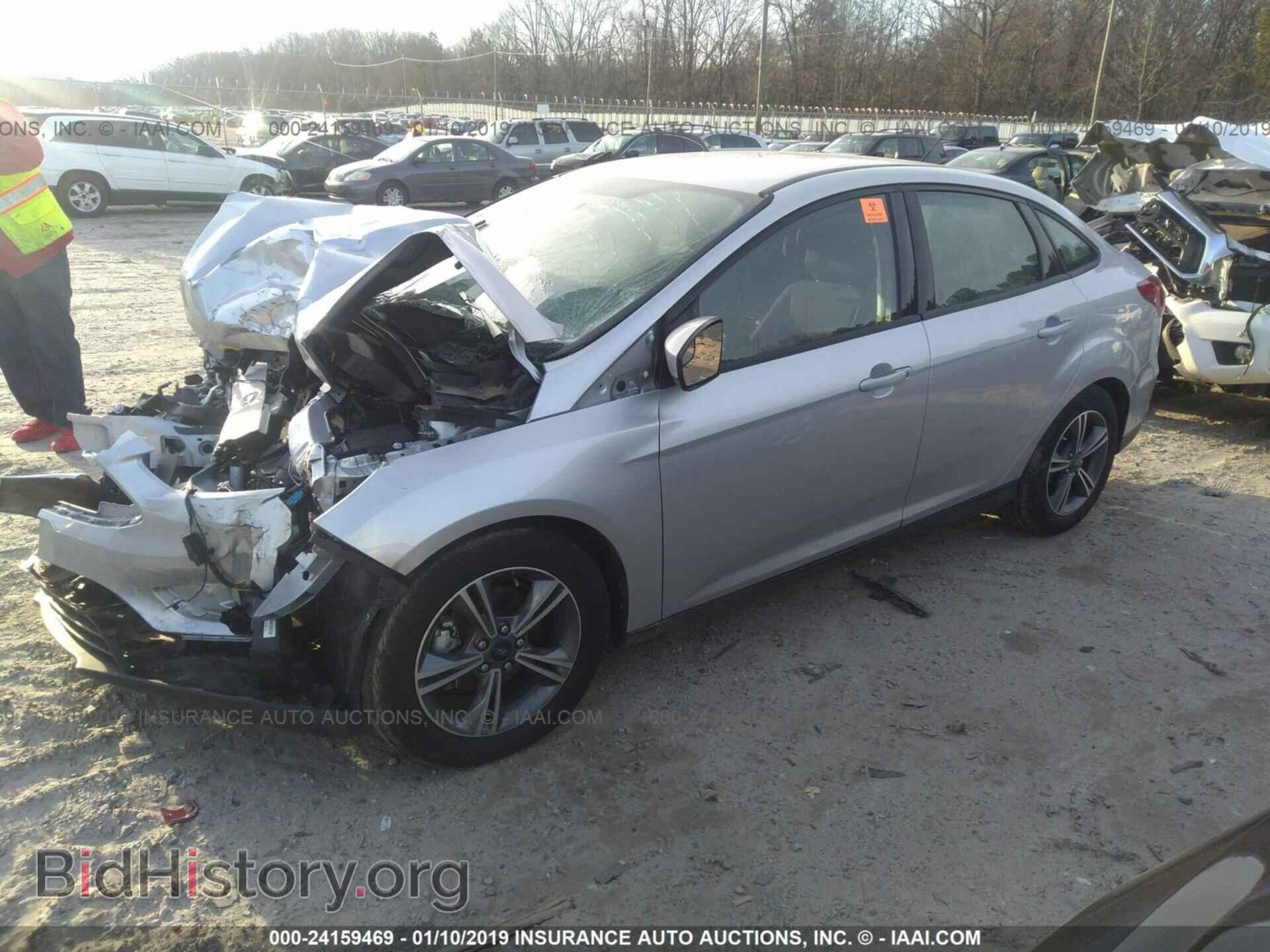 2018 FORD FOCUS - VIN: 1FADP3F2XJL307558 - Фото 2