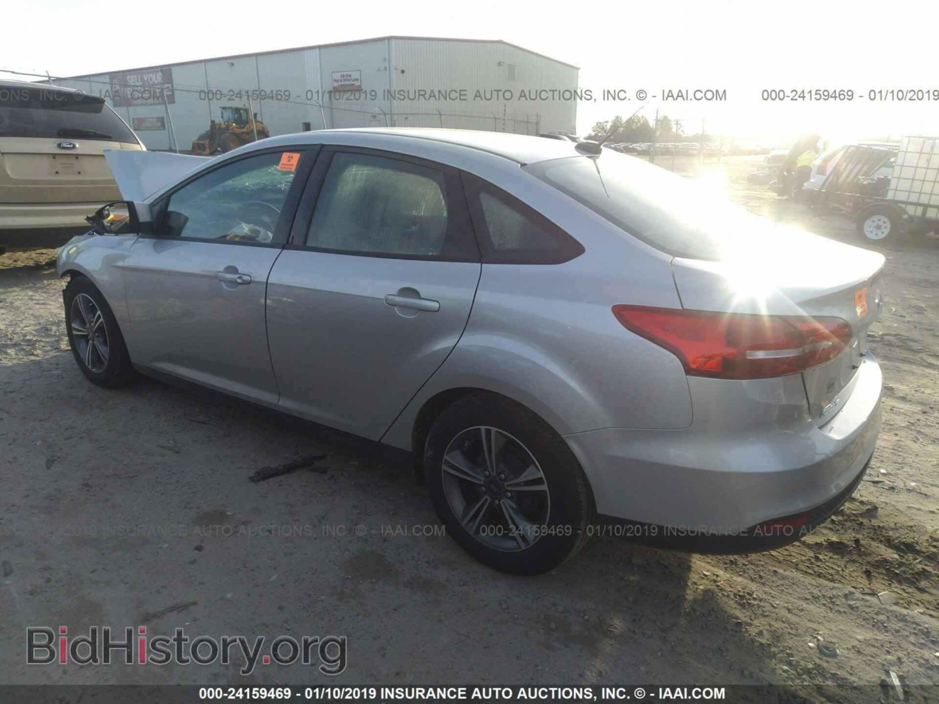 2018 FORD FOCUS - VIN: 1FADP3F2XJL307558 - Фото 3