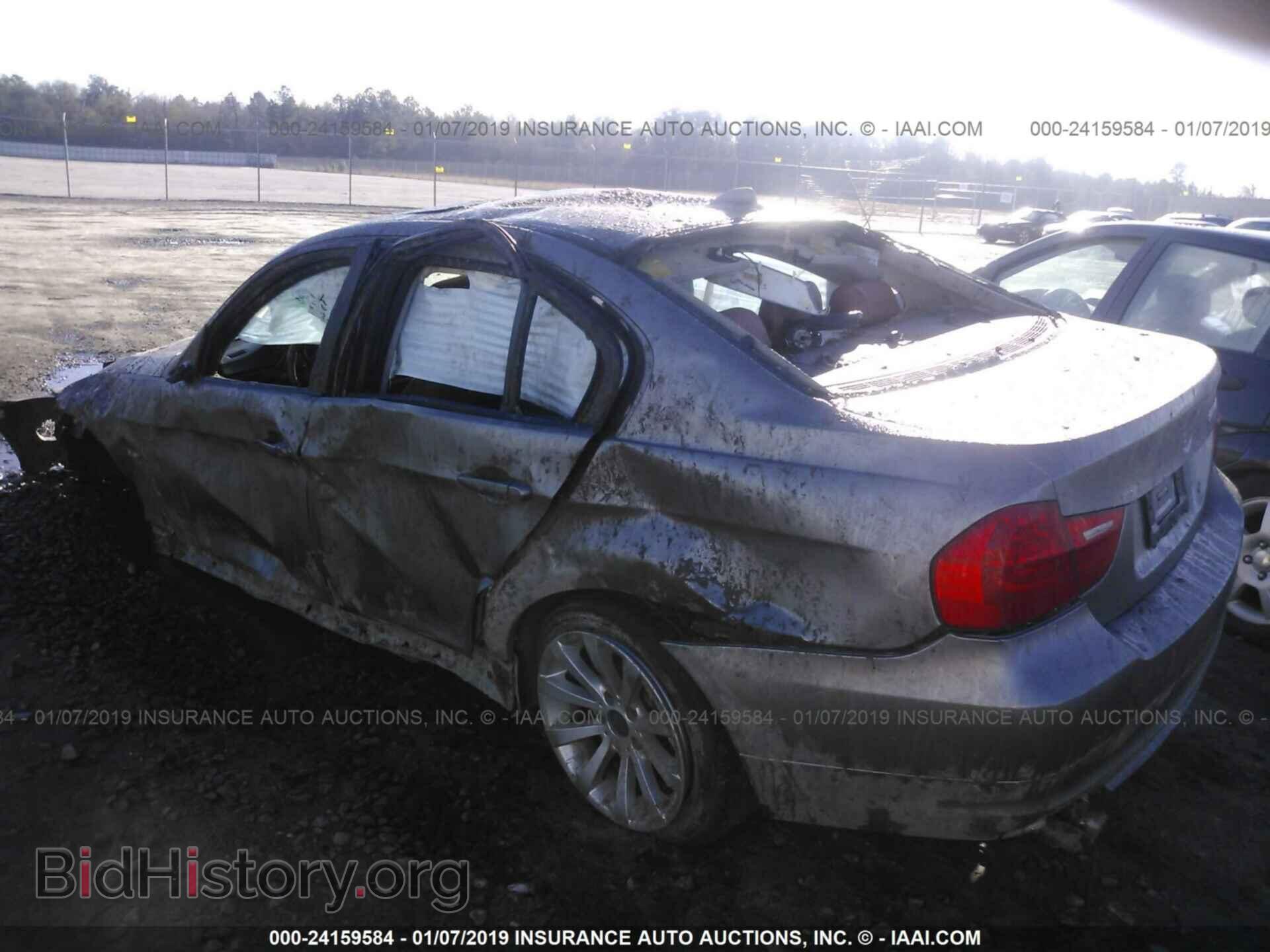 2011 BMW 328 - VIN: WBAPK7C55BF085584 - Фото 3