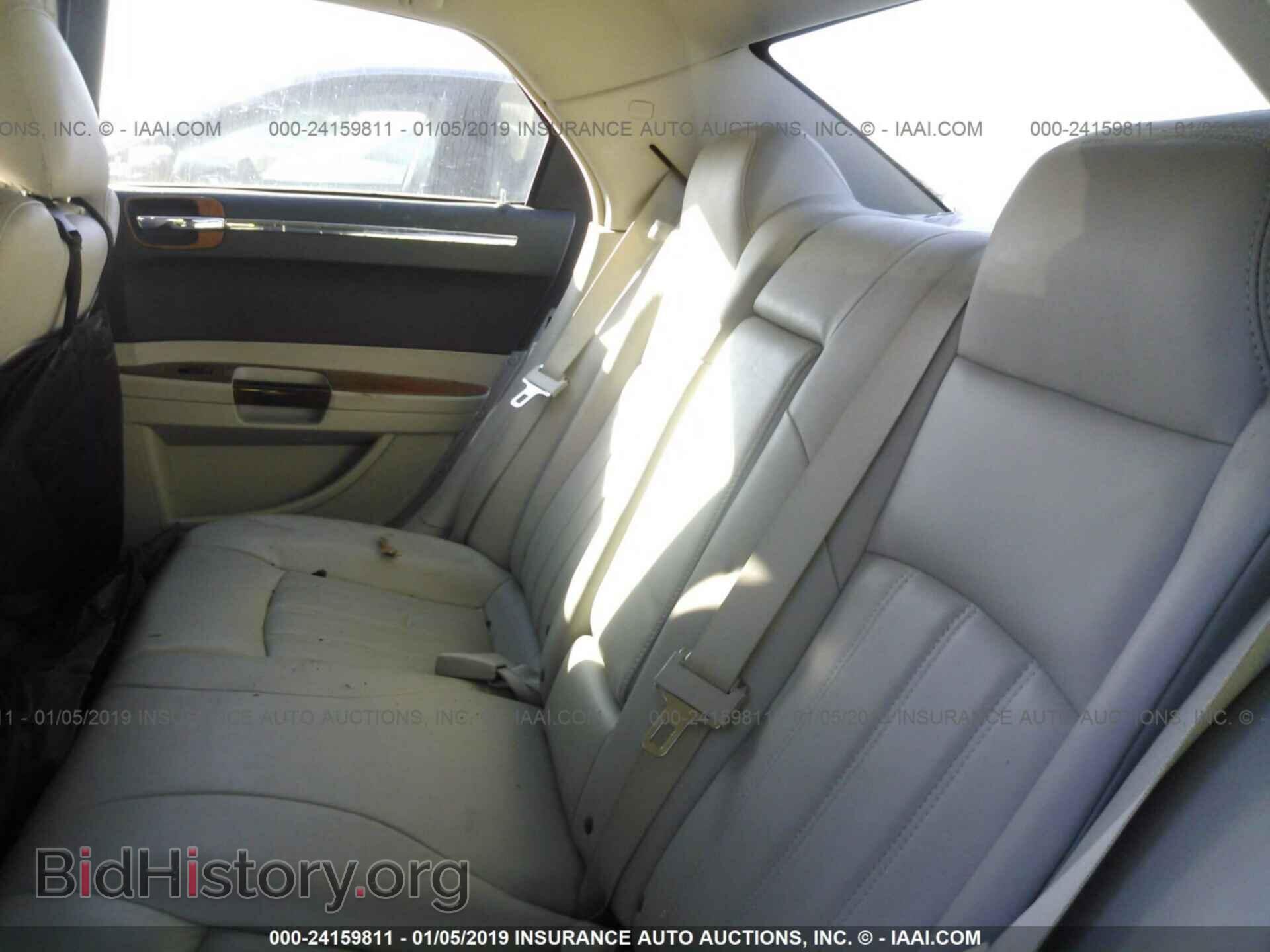 2005 CHRYSLER 300C - VIN: 2C3AA63H15H655071 - Фото 8