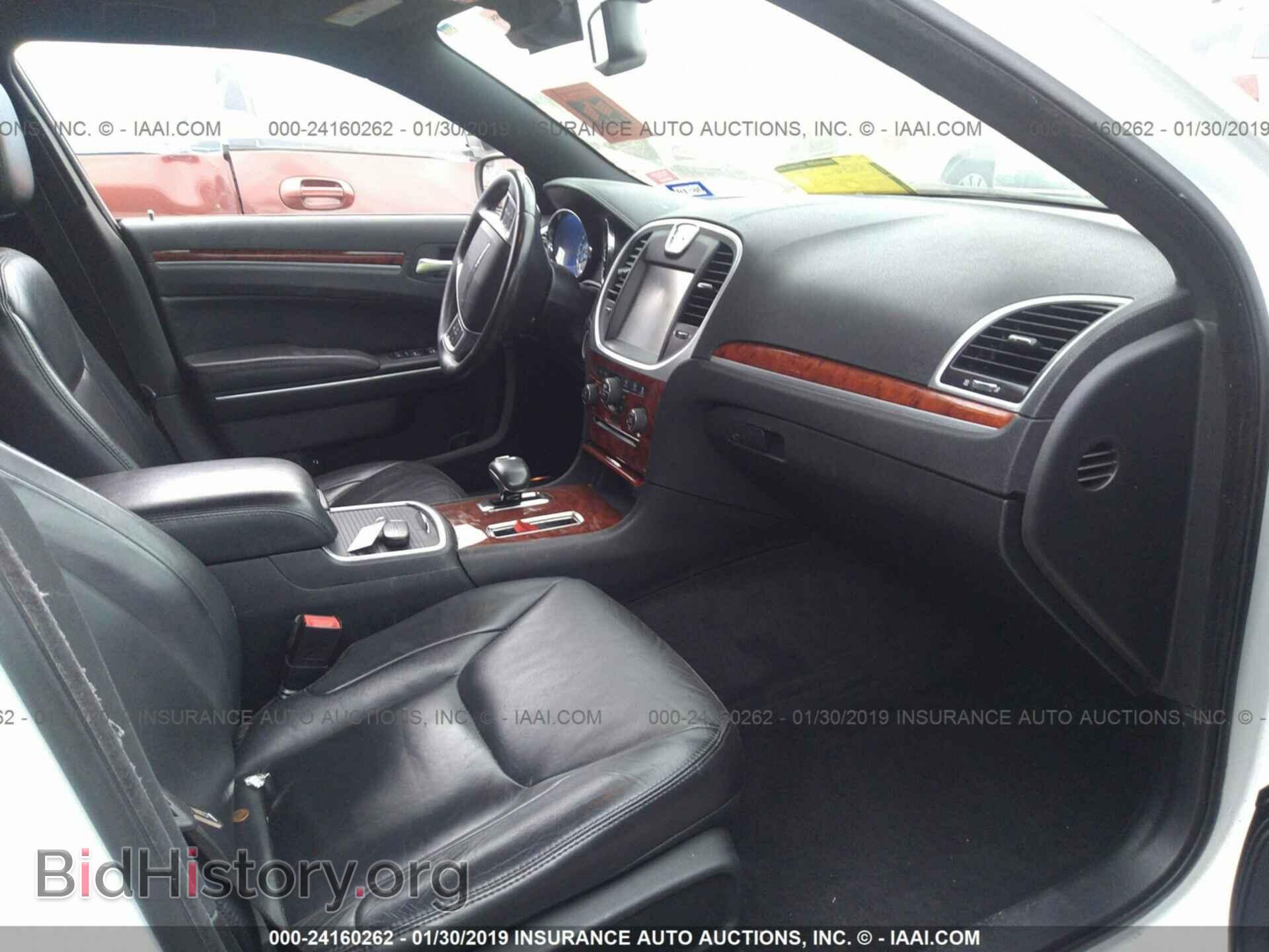 2013 CHRYSLER 300 - VIN: 2C3CCAAG4DH504546 - Фото 5