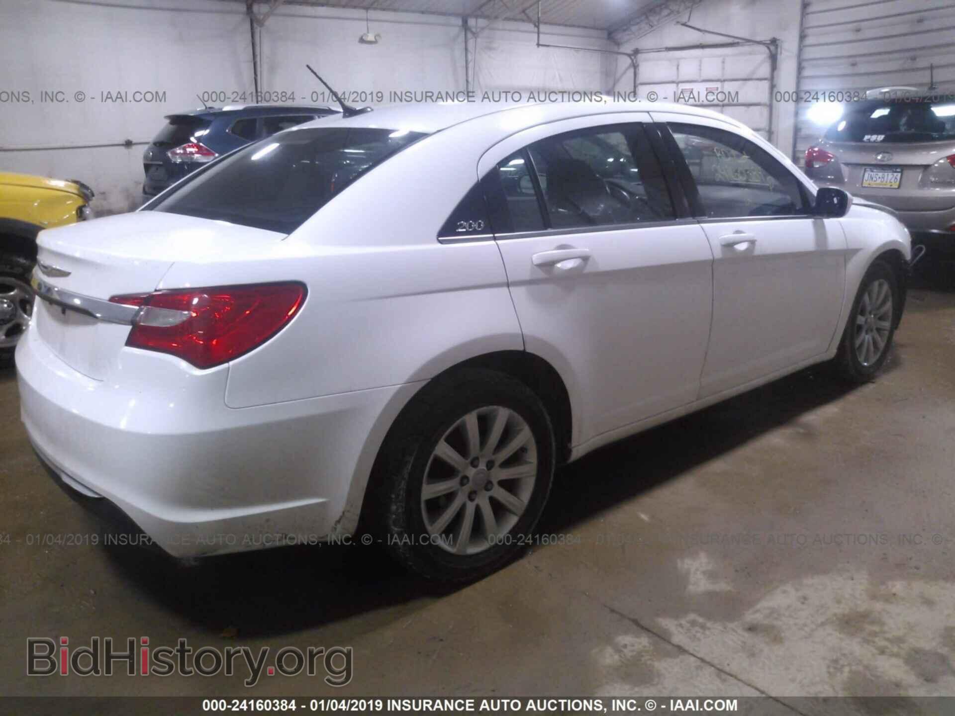 2012 CHRYSLER 200 - VIN: 1C3CCBBB5CN139096 - Фото 4