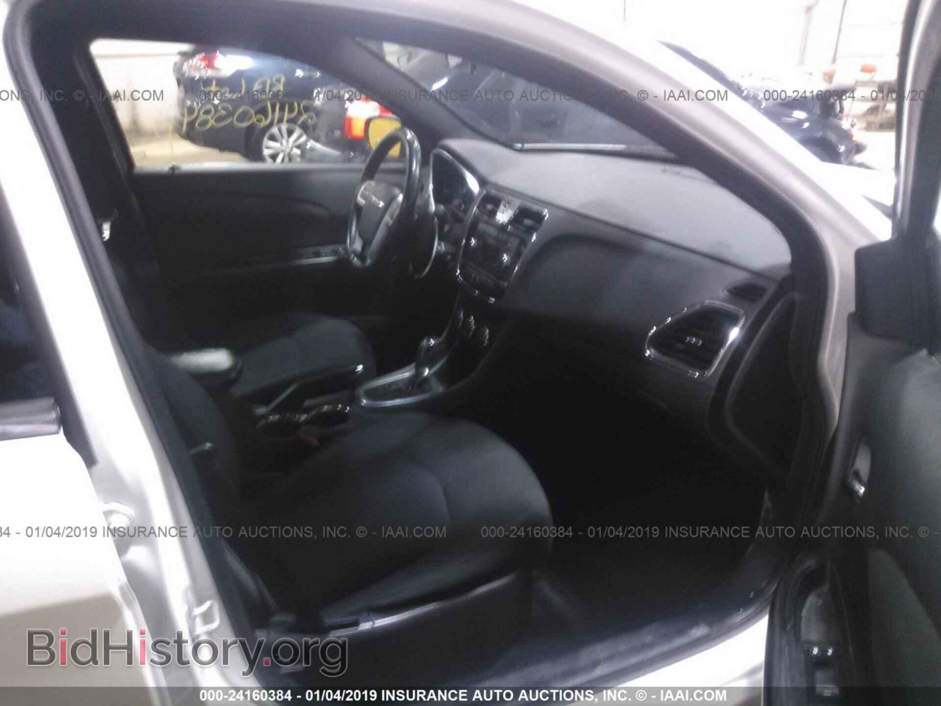 2012 CHRYSLER 200 - VIN: 1C3CCBBB5CN139096 - Фото 5