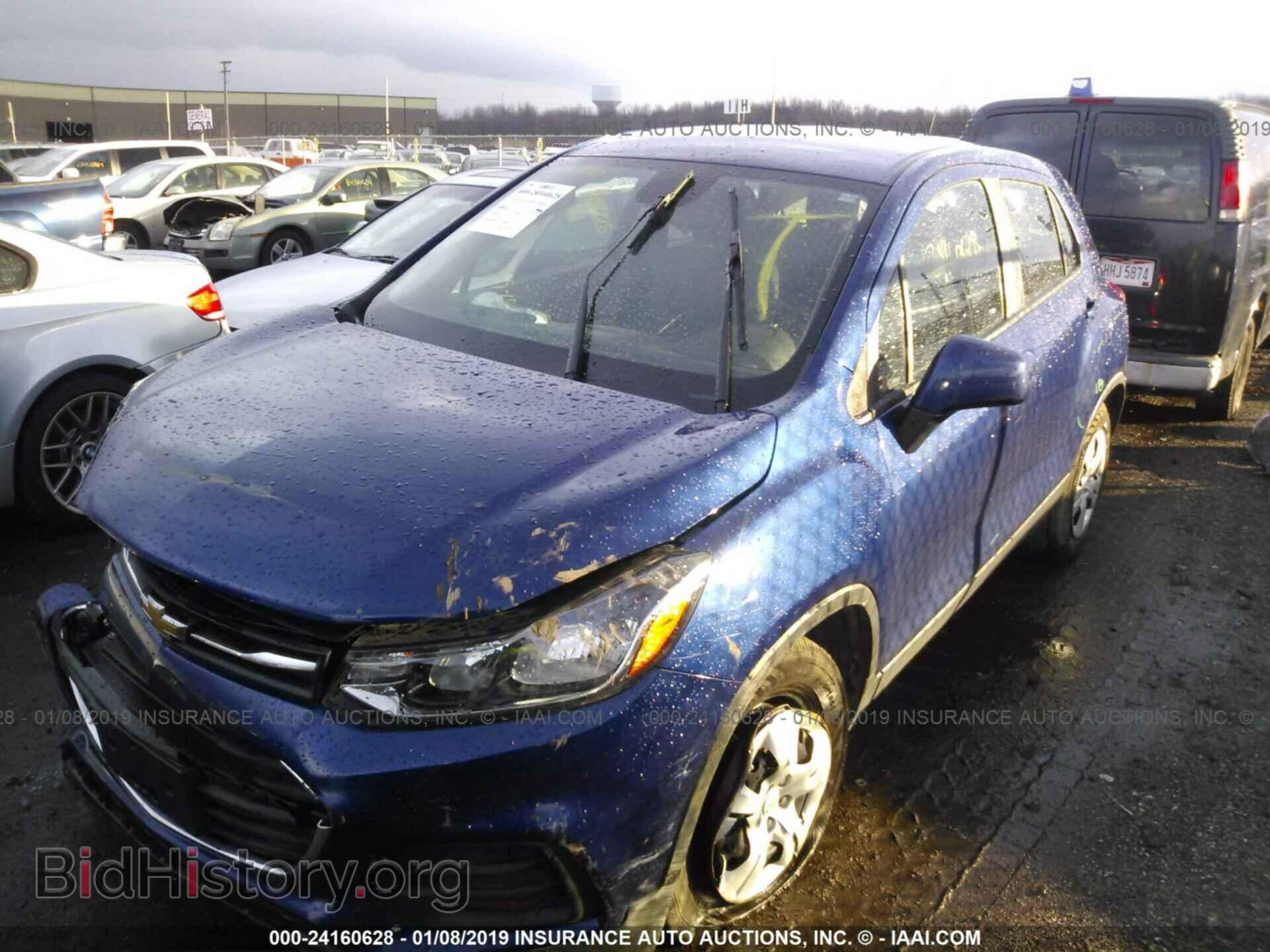 2017 CHEVROLET TRAX - VIN: 3GNCJKSB9HL208954 - Photo 2