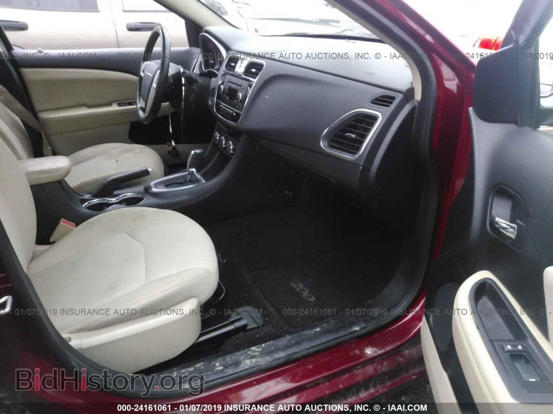 2011 CHRYSLER 200 - VIN: 1C3BC1FB9BN505706 - Фото 5