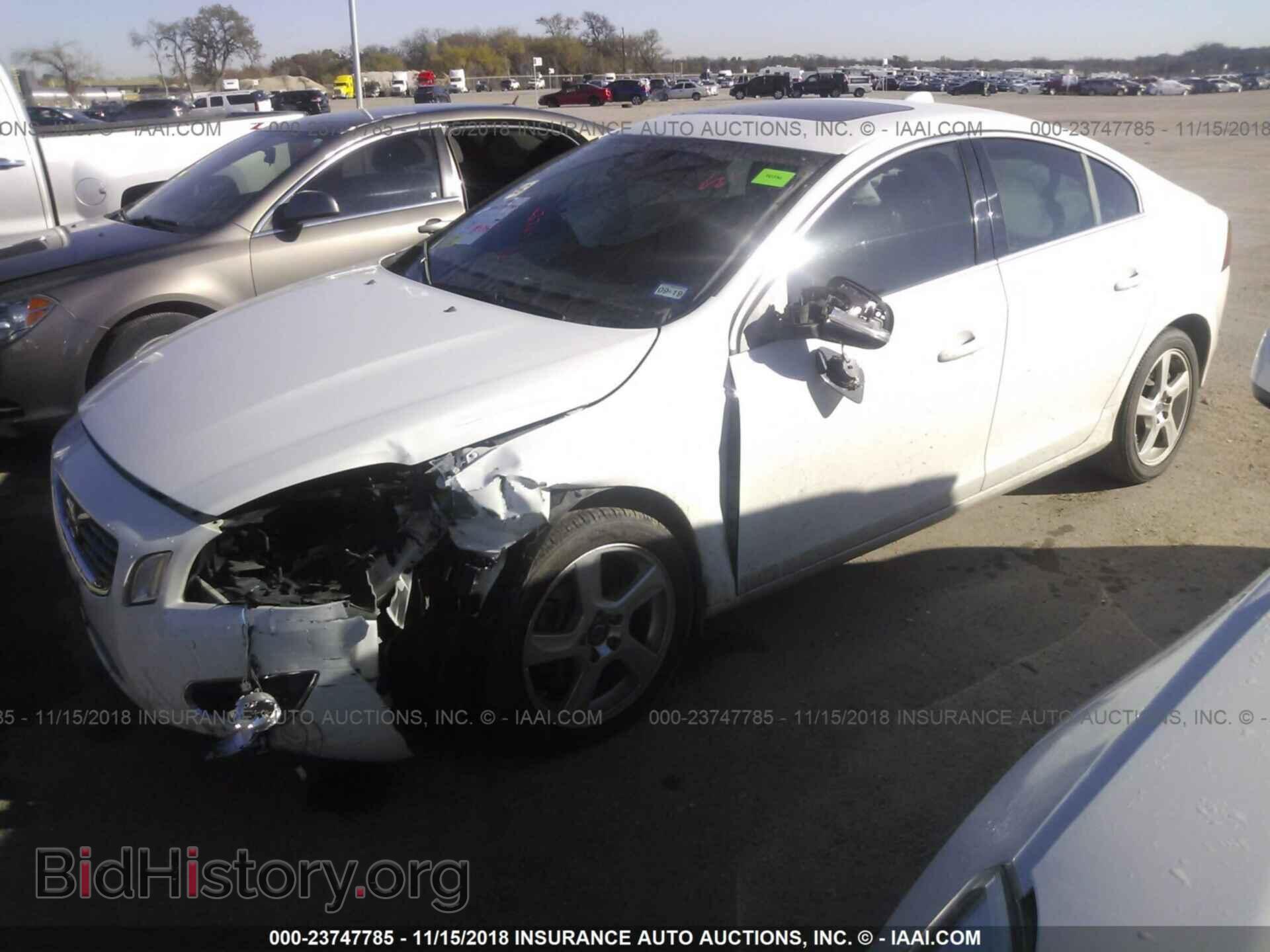 2012 VOLVO S60 - VIN: YV1622FS4C2123778 - Photo 2