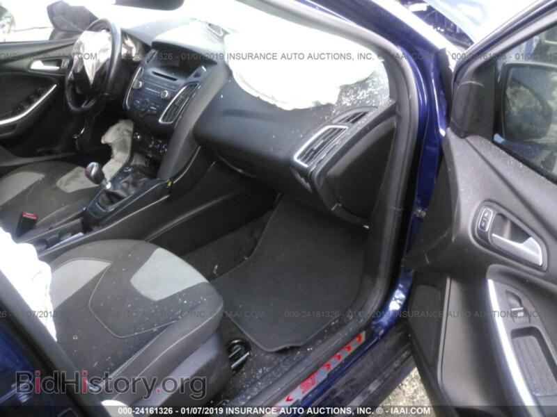 2016 Ford FOCUS (VIN 1FADP3L94GL261493) — photo 5 of 10