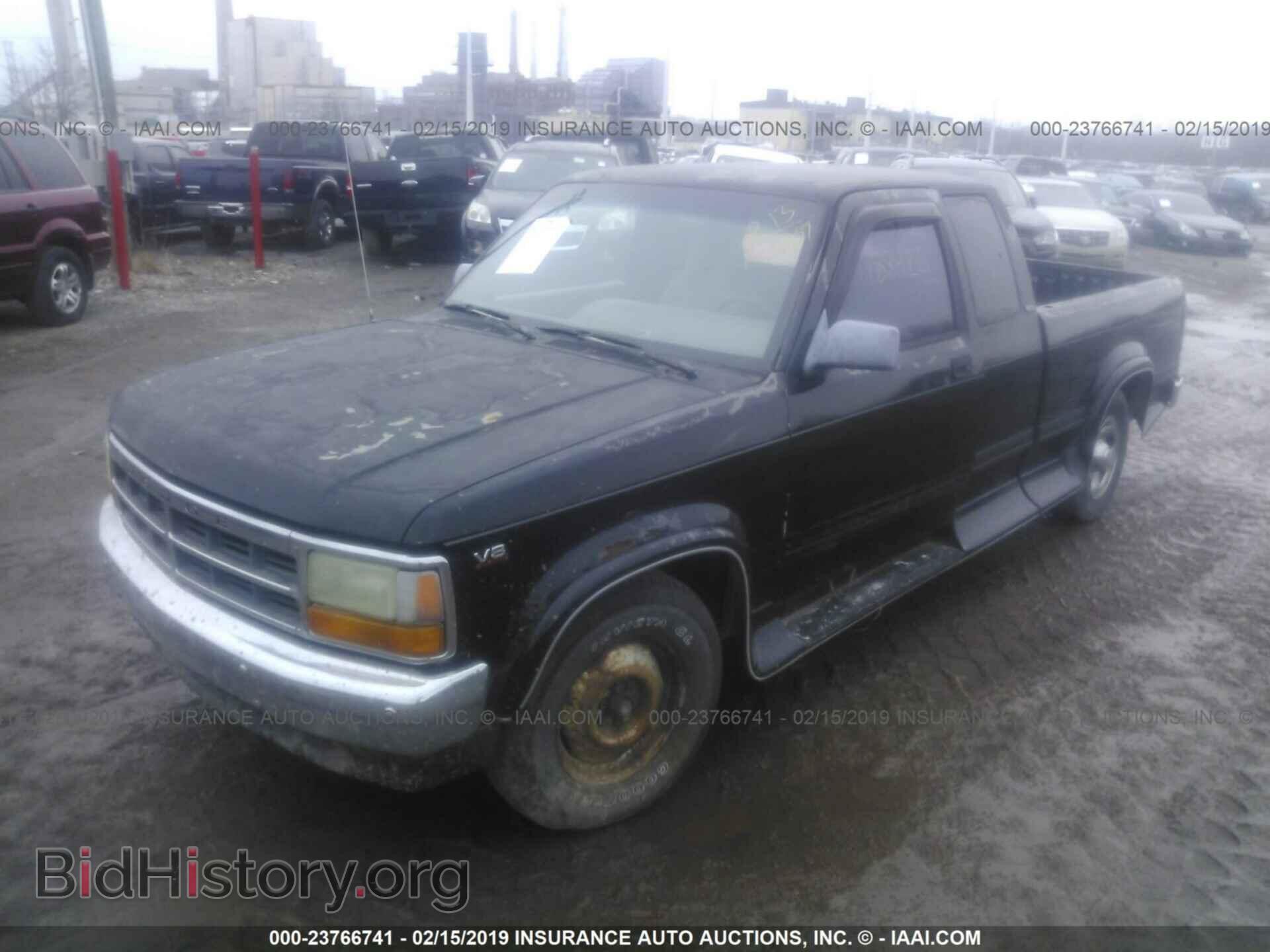 1996 DODGE DAKOTA - VIN: 1B7GL23Y9TS532620 - Фото 2