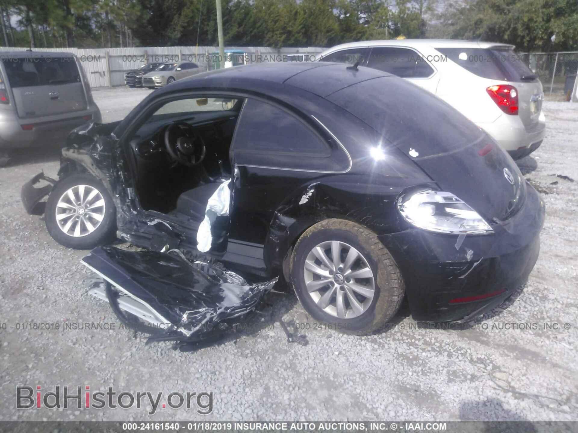 2014 VOLKSWAGEN BEETLE - VIN: 3VWF17AT3EM656879 - Фото 3