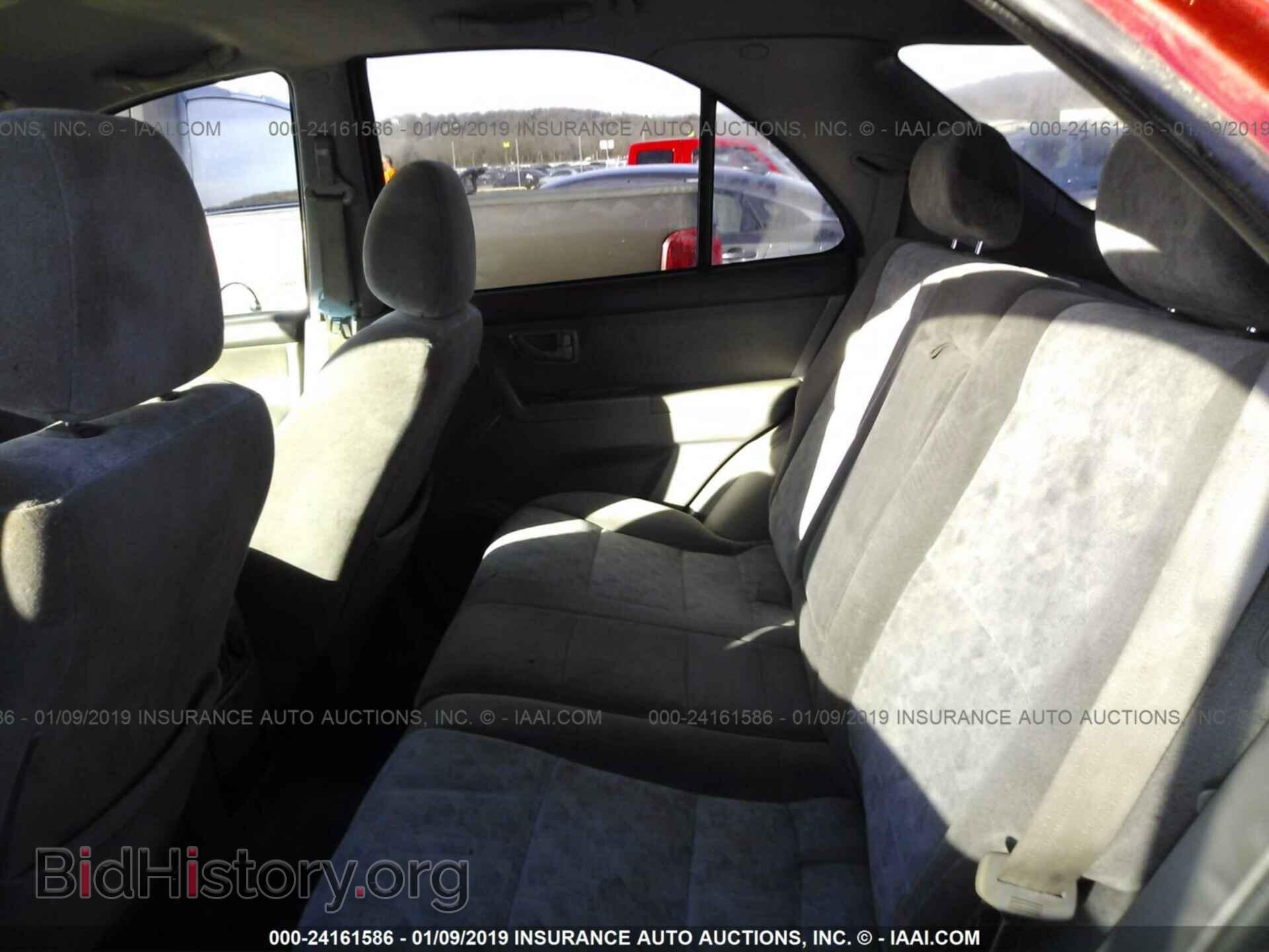 2005 KIA SORENTO - VIN: KNDJD733655456070 - Фото 8