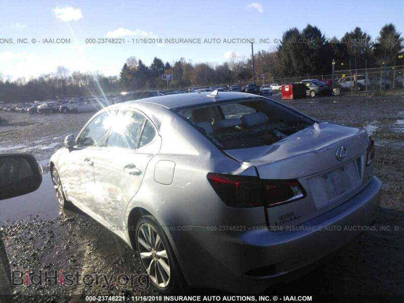 2010 Lexus IS (VIN JTHCF5C22A5036944) — photo 3 of 10