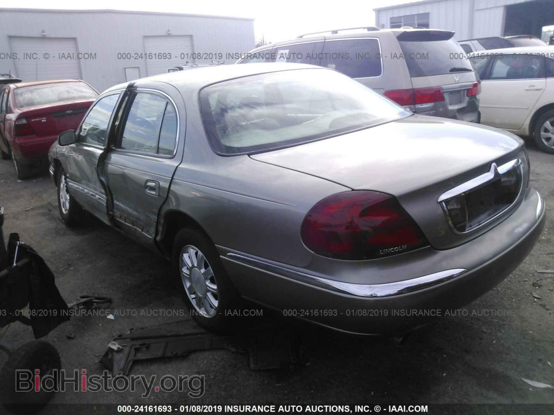 2000 LINCOLN CONTINENTAL - VIN: 1LNHM97V5YY764092 - Фото 3