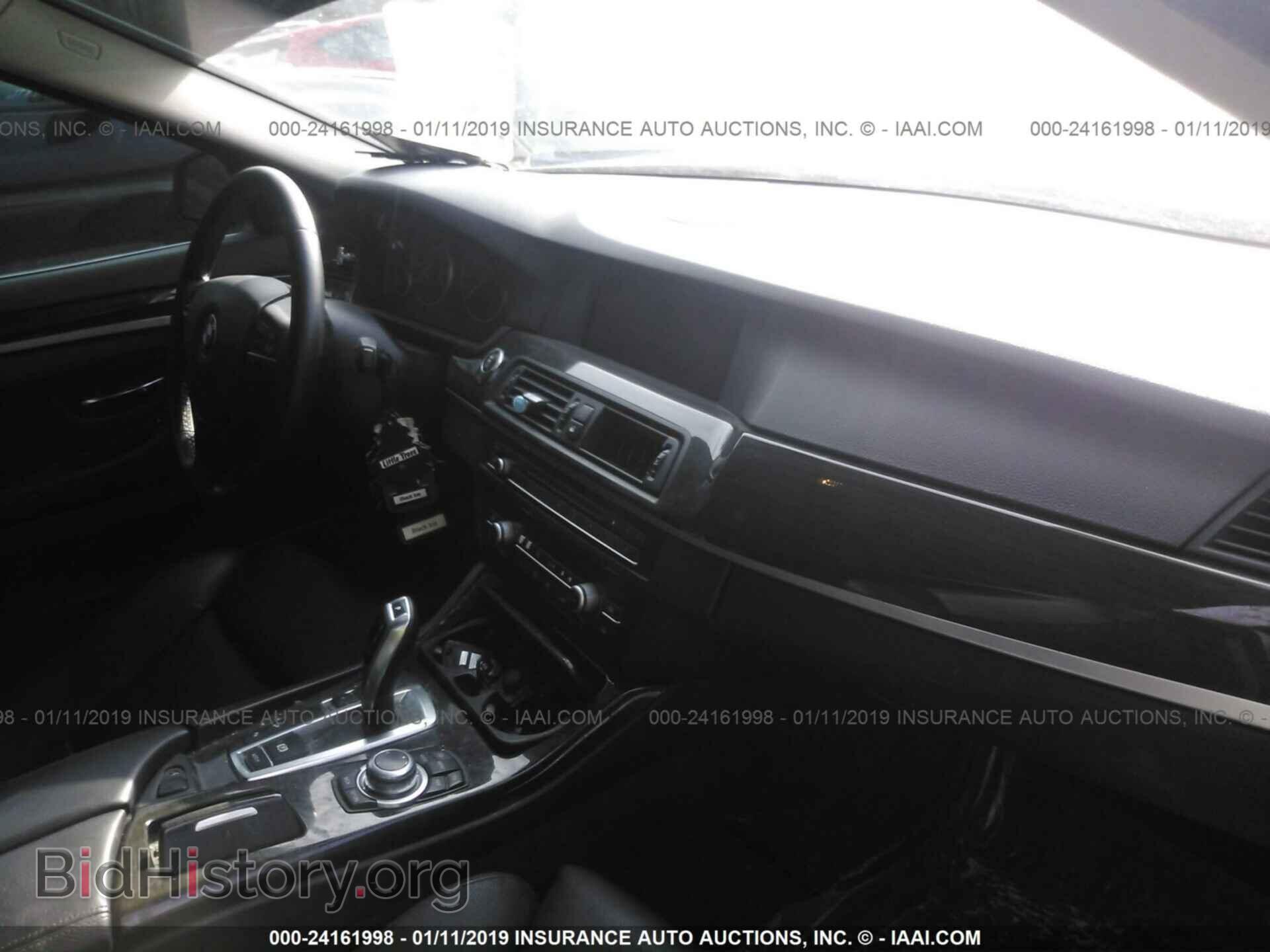 2012 BMW 528 - VIN: WBAXH5C50CDW06789 - Фото 5