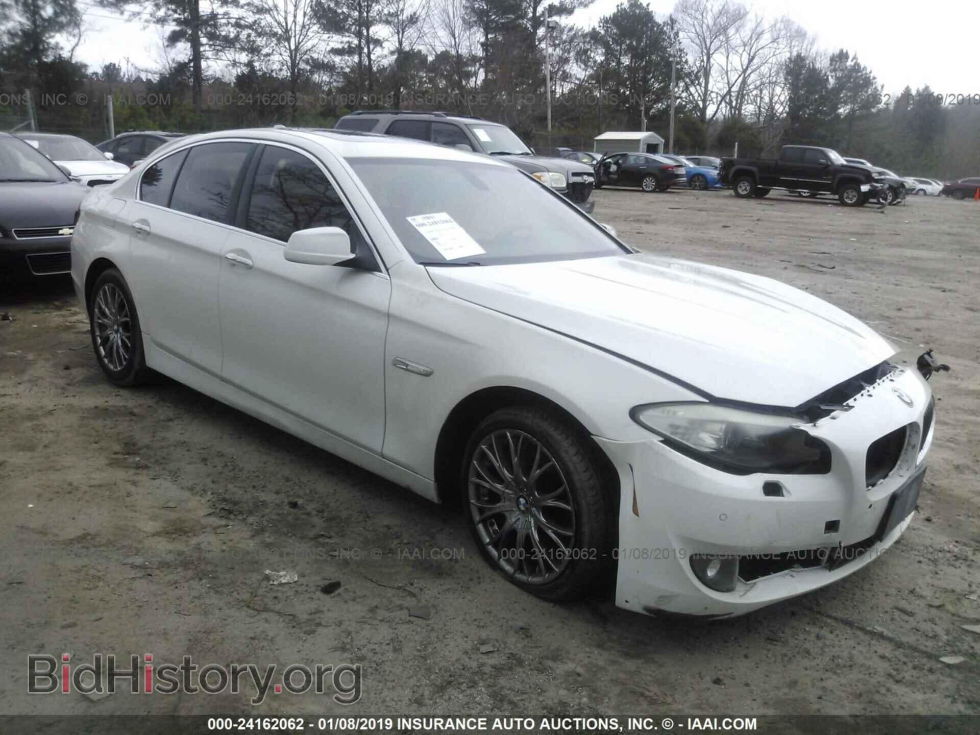 Фотография WBAFR7C54BC801027 - BMW 535 2011